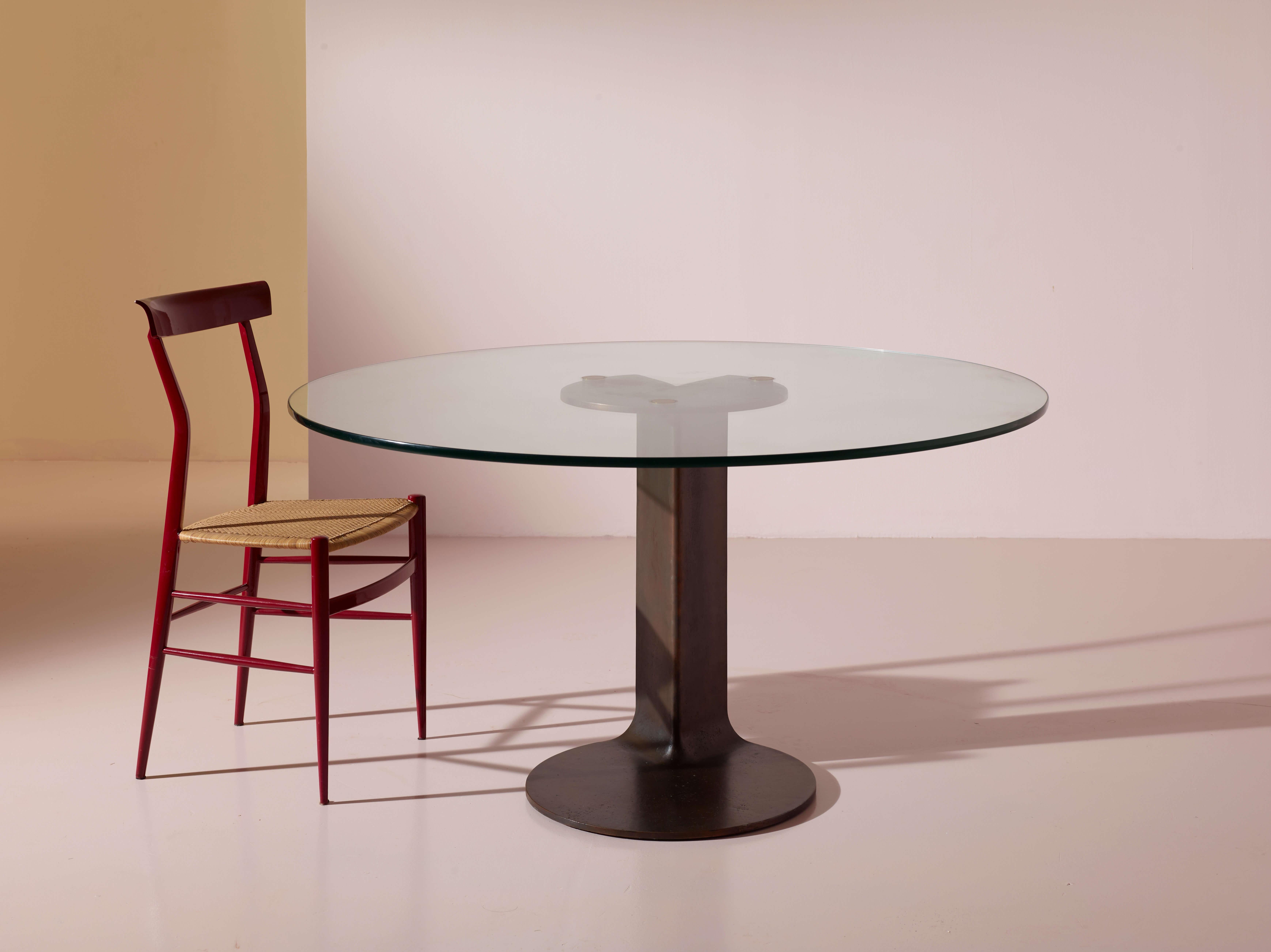 Runder Tisch aus Metall und Glas von Afra & Tobia Scarpa, Modell Tl59 von Poggi, Italien 1970er Jahre 3