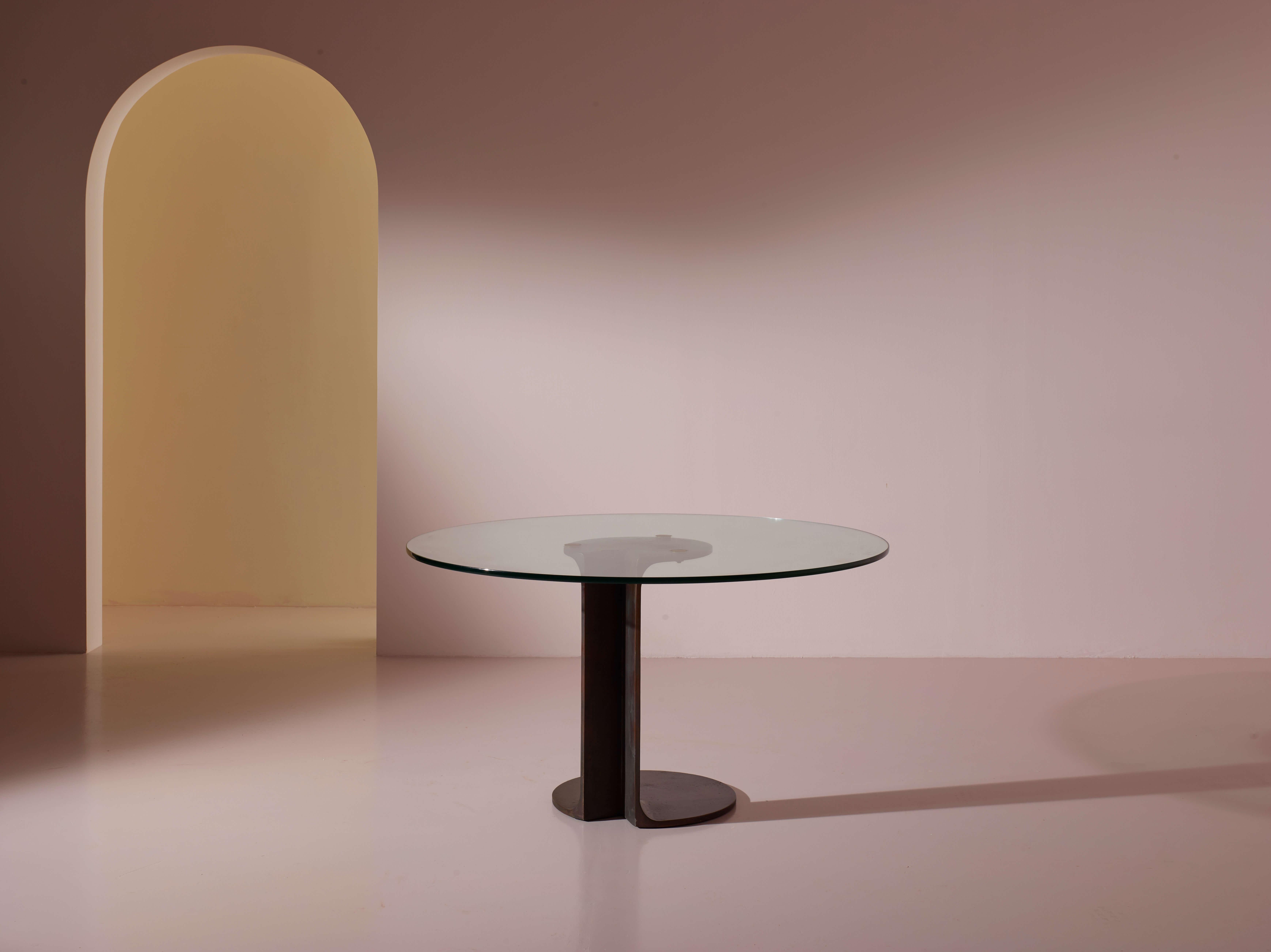 Runder Tisch aus Metall und Glas von Afra & Tobia Scarpa, Modell Tl59 von Poggi, Italien 1970er Jahre 4