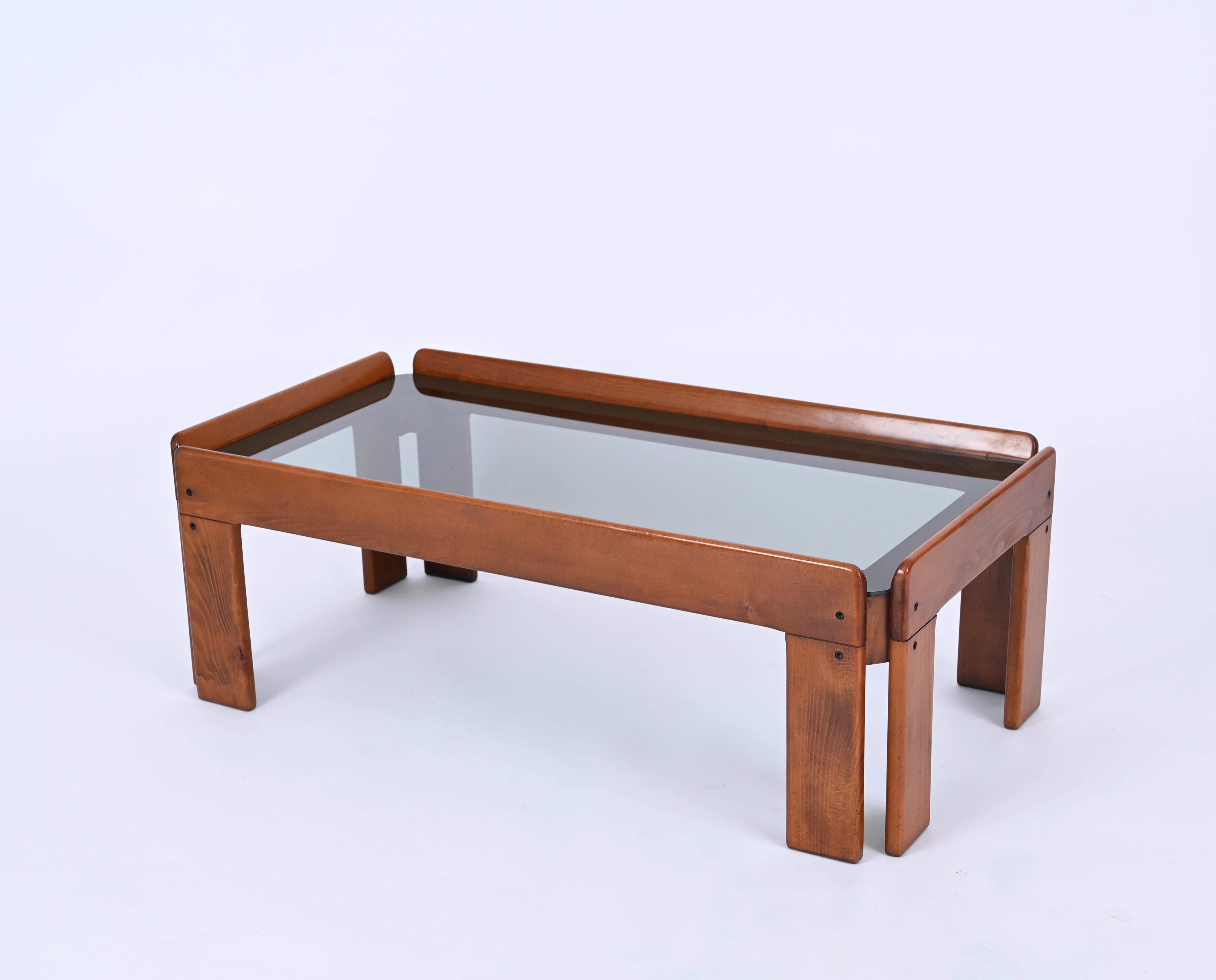 Afra & Tobia Scarpa Mid-Century Walnut Coffee Table for Cassina, Italy 1960s For Sale 4