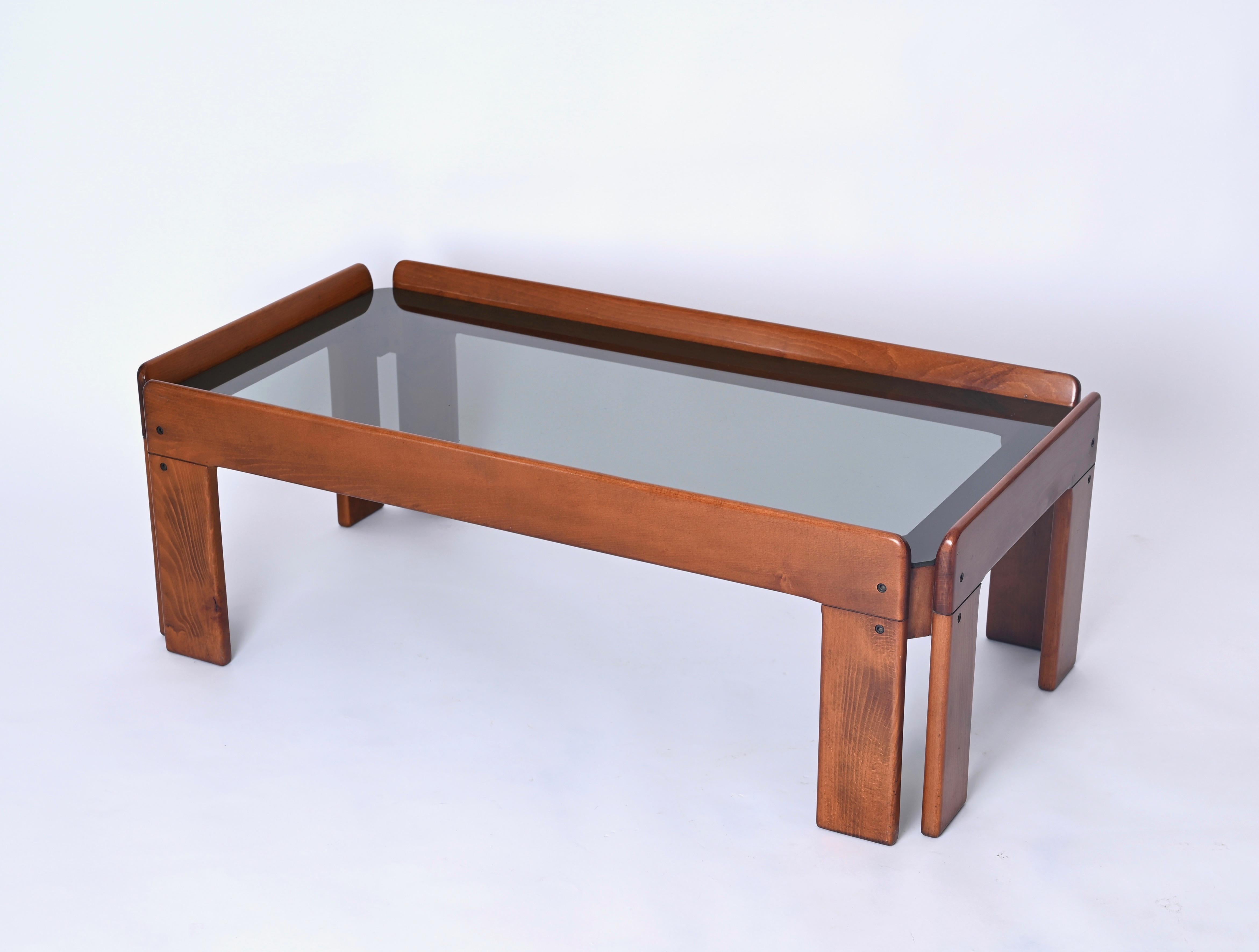 Afra & Tobia Scarpa Mid-Century Walnut Coffee Table for Cassina, Italy 1960s For Sale 11