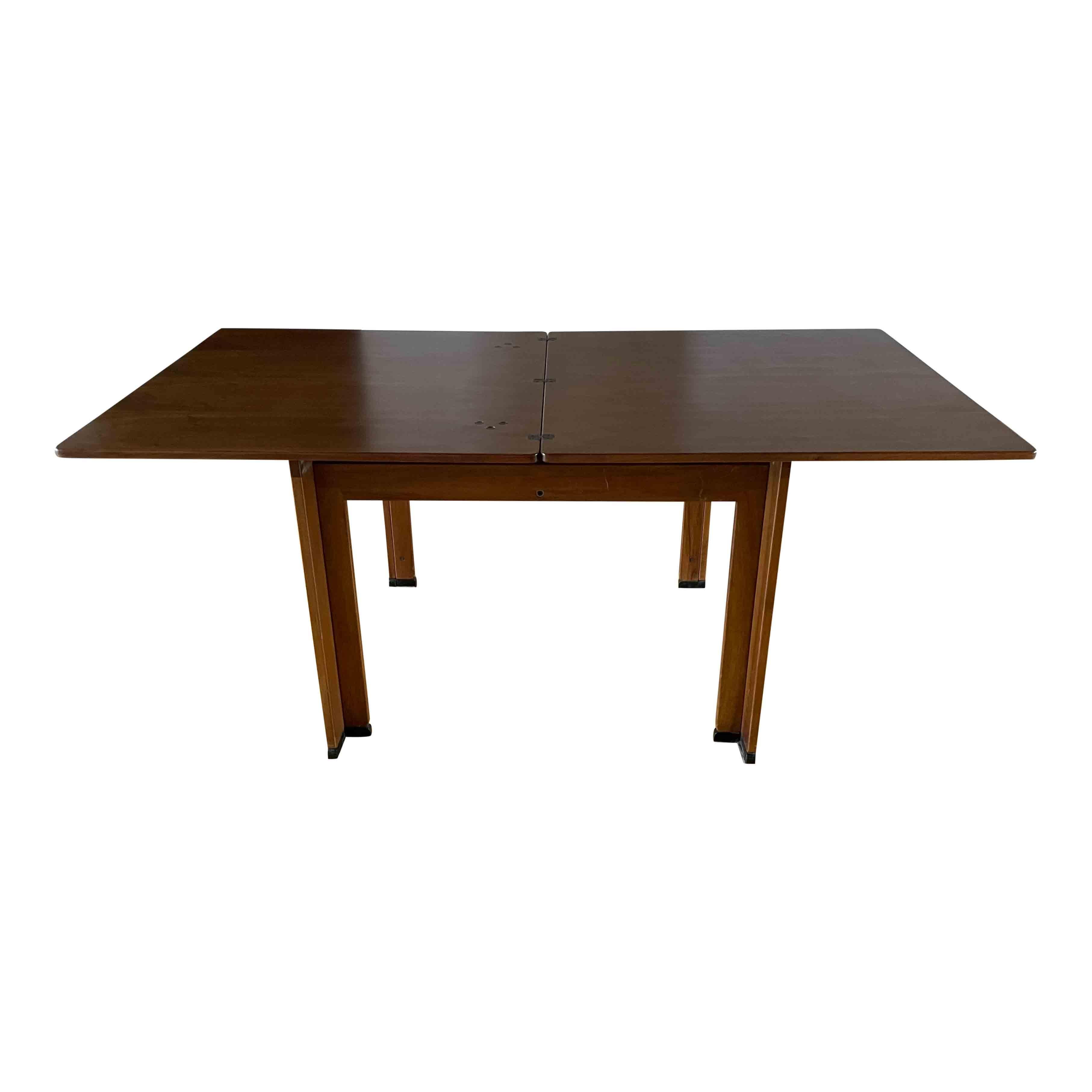 Italian Afra & Tobia Scarpa Midcentury “778” Extensible Dining Table for Cassina, 1967 For Sale