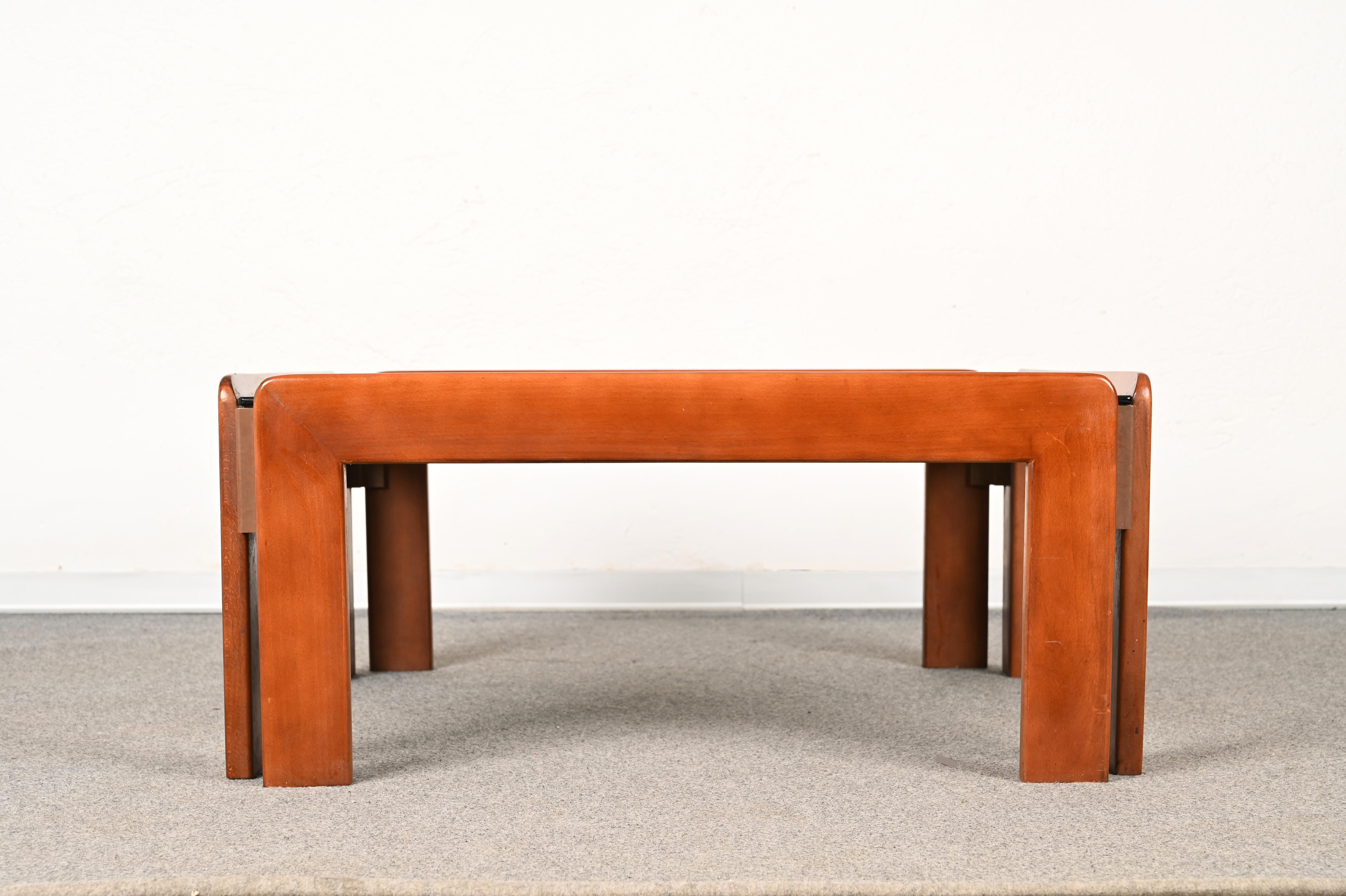 Afra & Tobia Scarpa Midcentury Wood Squared Italian Coffee Table, 1960s For Sale 2