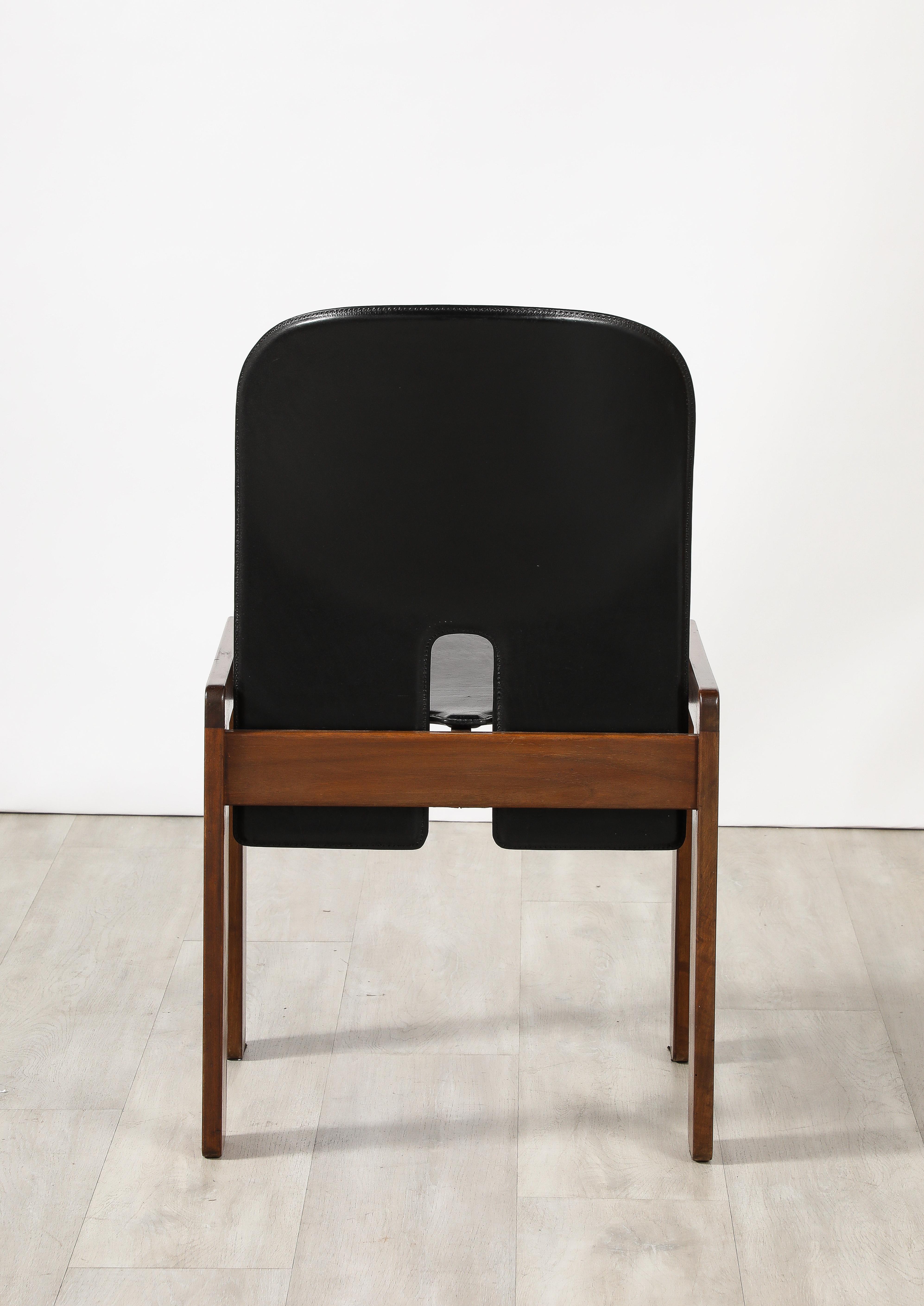 Afra & Tobia Scarpa Modello '121' Set di quattro sedie da pranzo per Cassina, 1965 in vendita 4