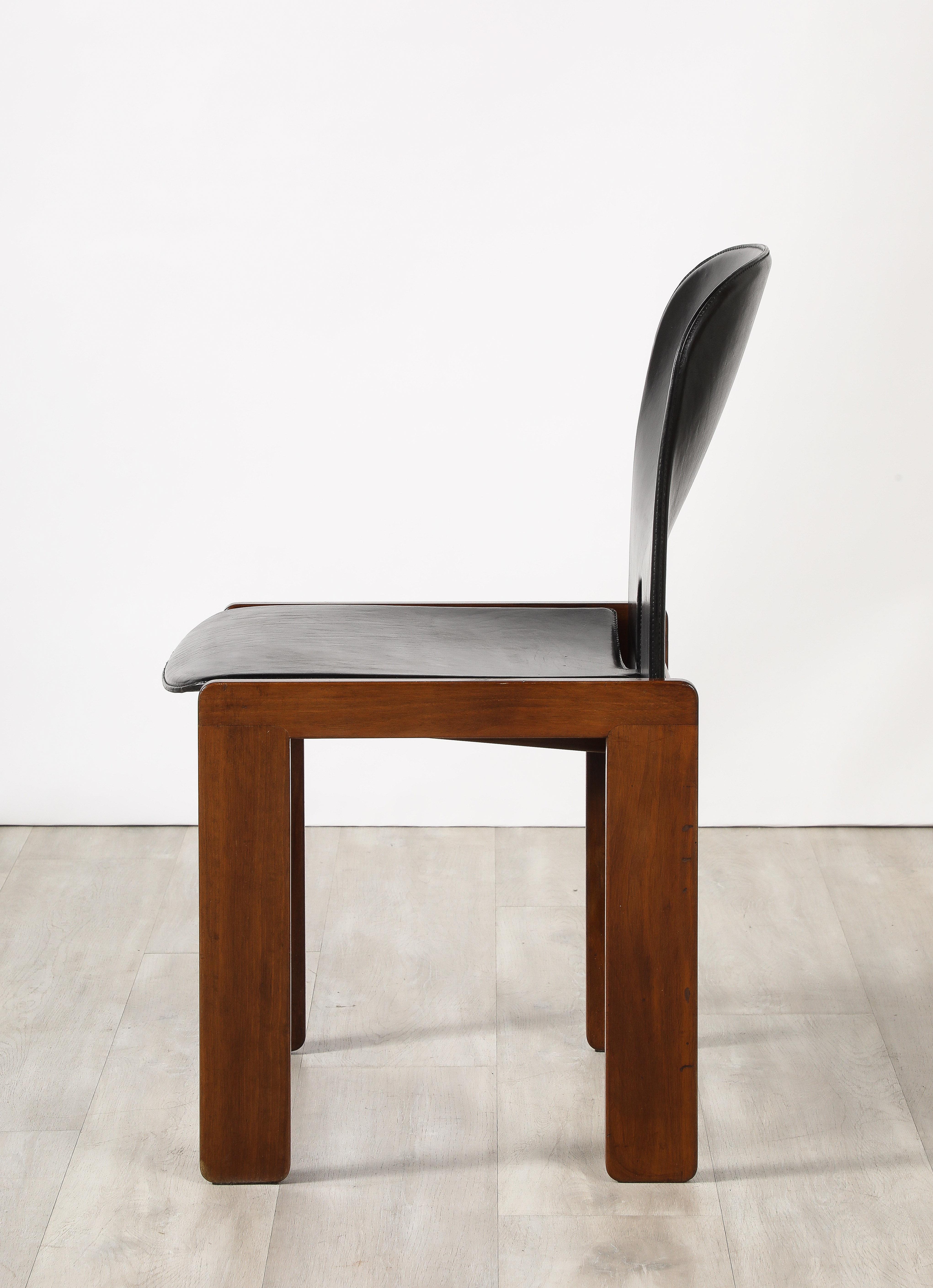 Afra & Tobia Scarpa Modello '121' Set di quattro sedie da pranzo per Cassina, 1965 in vendita 5