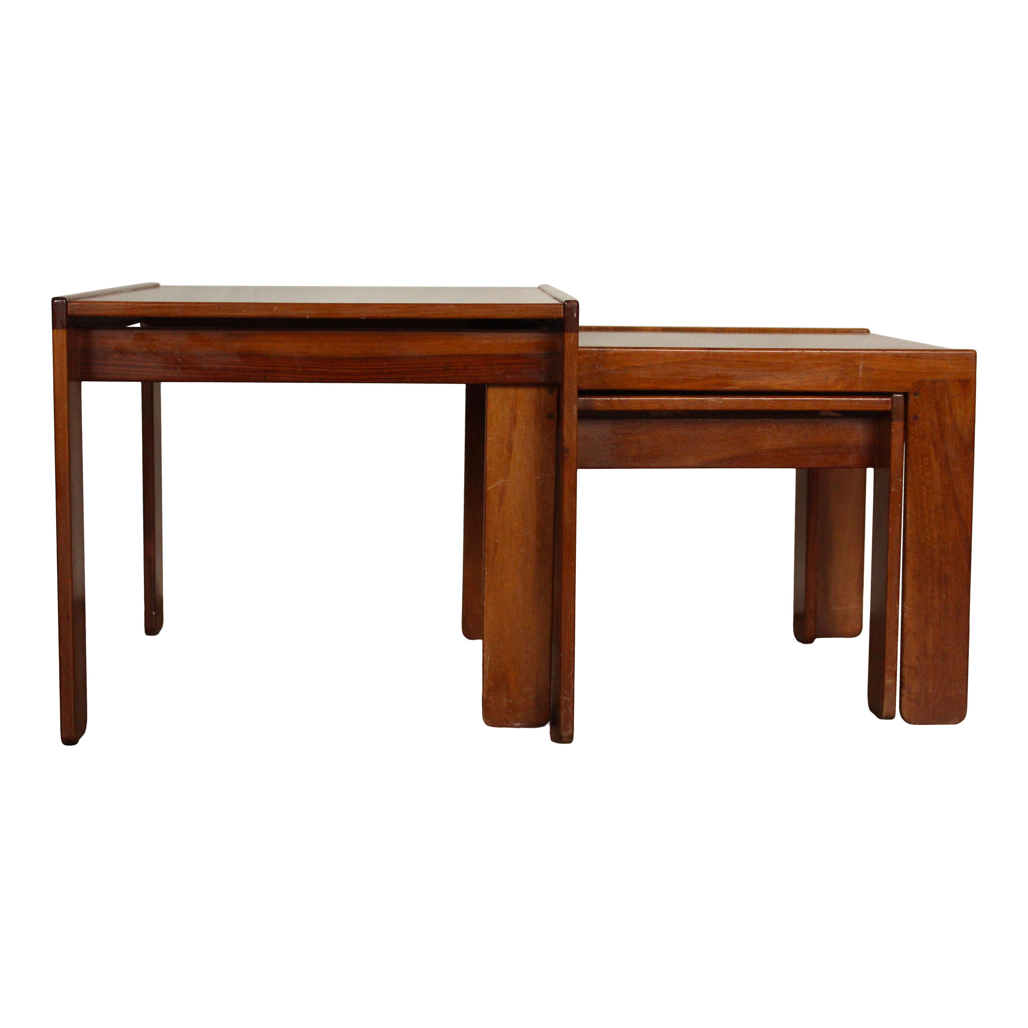 Afra & Tobia Scarpa Model 777 Walnut Nesting Coffee Tables for Cassina, 1965 For Sale 4