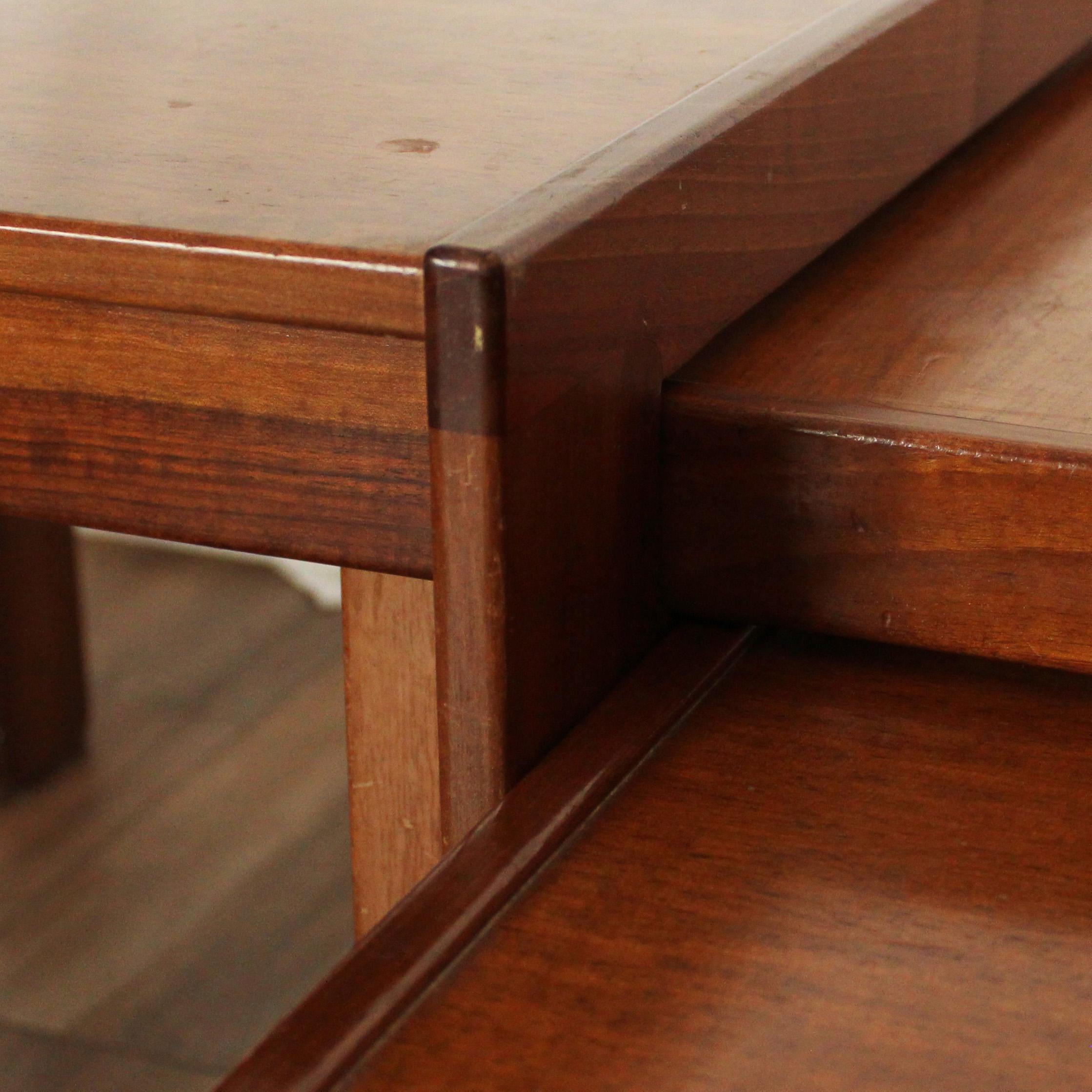 Afra & Tobia Scarpa Model 777 Walnut Nesting Coffee Tables for Cassina, 1965 For Sale 11