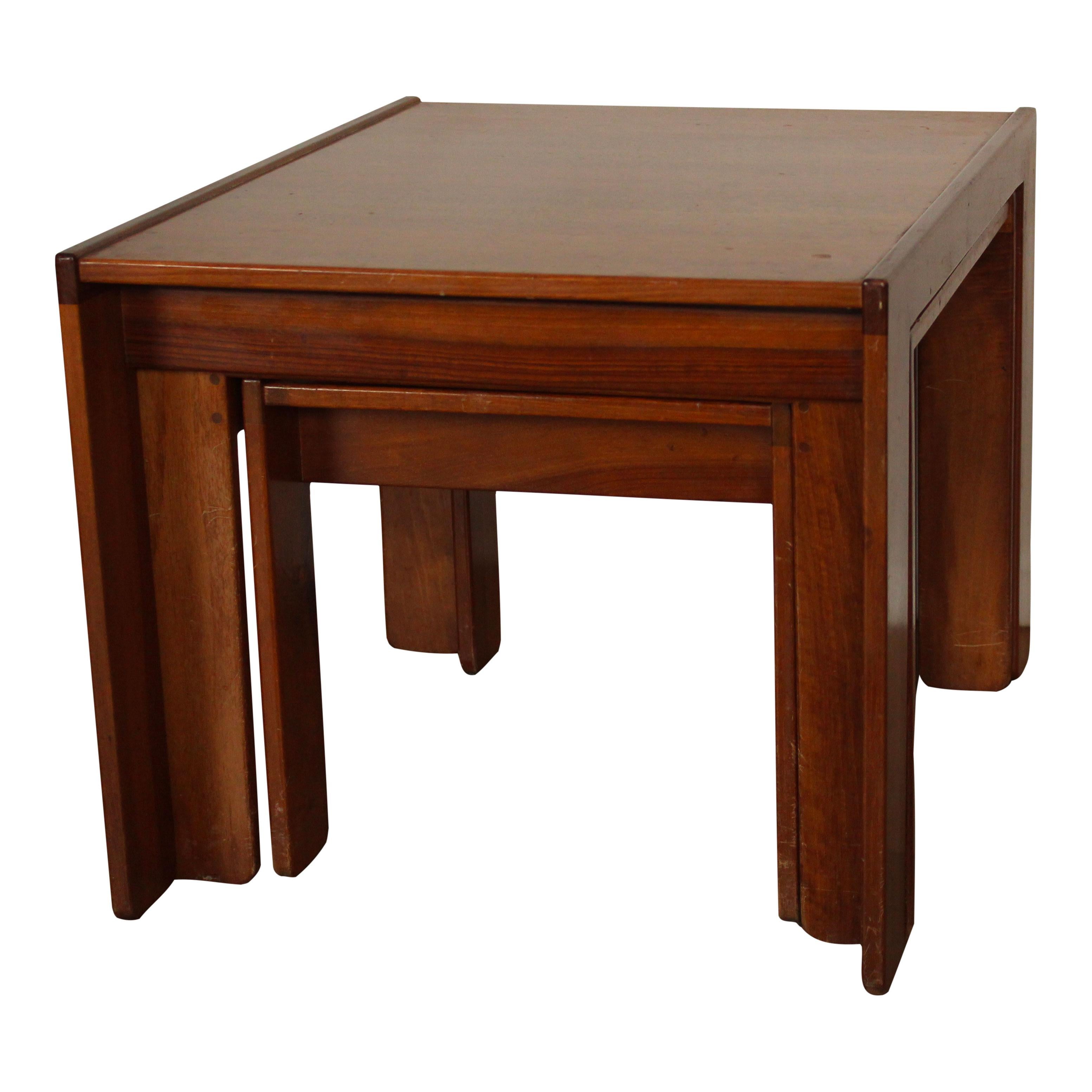Mid-Century Modern Afra & Tobia Scarpa Model 777 Walnut Nesting Coffee Tables for Cassina, 1965 For Sale