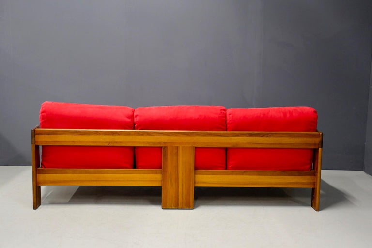 Afra & Tobia Scarpa Modern Sofa in Walnut and Fabric 1980s For Sale 2