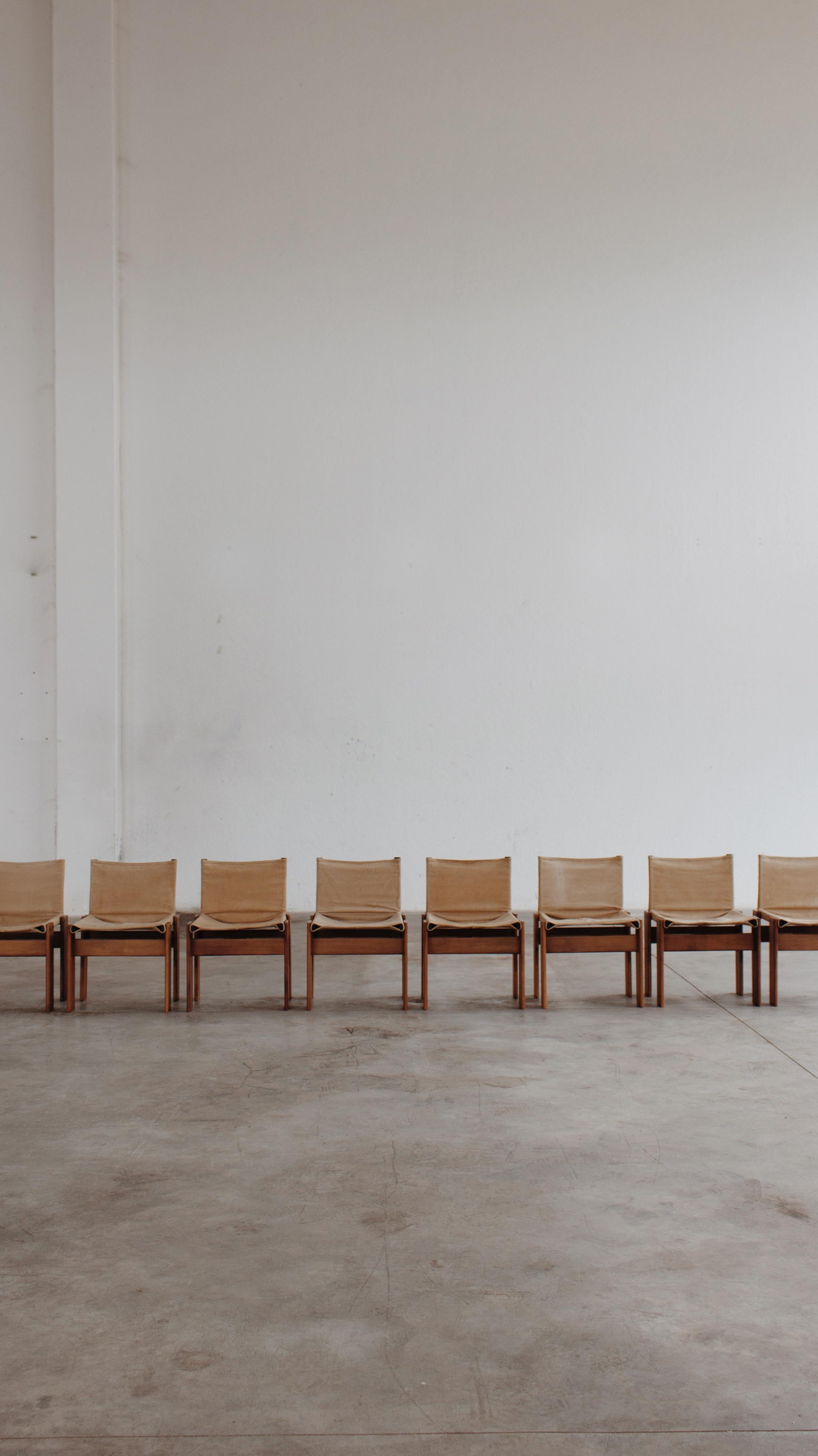 Afra & Tobia Scarpa „Monk“-Stühle für Molteni, 1974, Set von 10 Stühlen (Ende des 20. Jahrhunderts) im Angebot