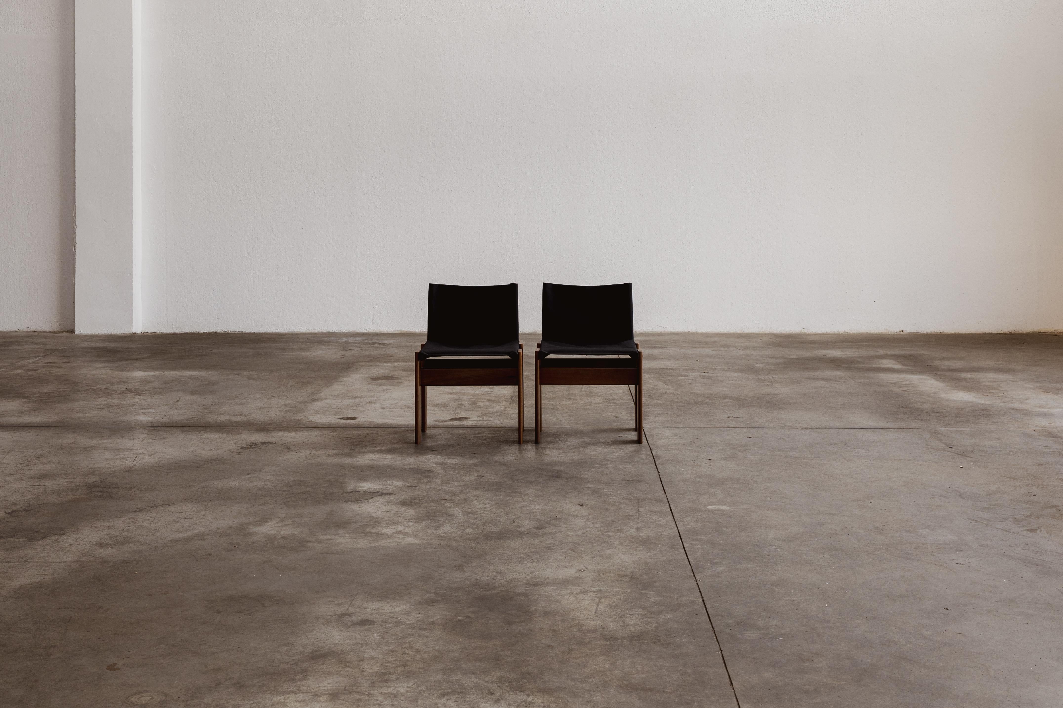 Afra & Tobia Scarpa „Monk“ Stühle für Molteni, Schwarzes Segeltuch, 1974, 2er-Set, Set (Ende des 20. Jahrhunderts) im Angebot