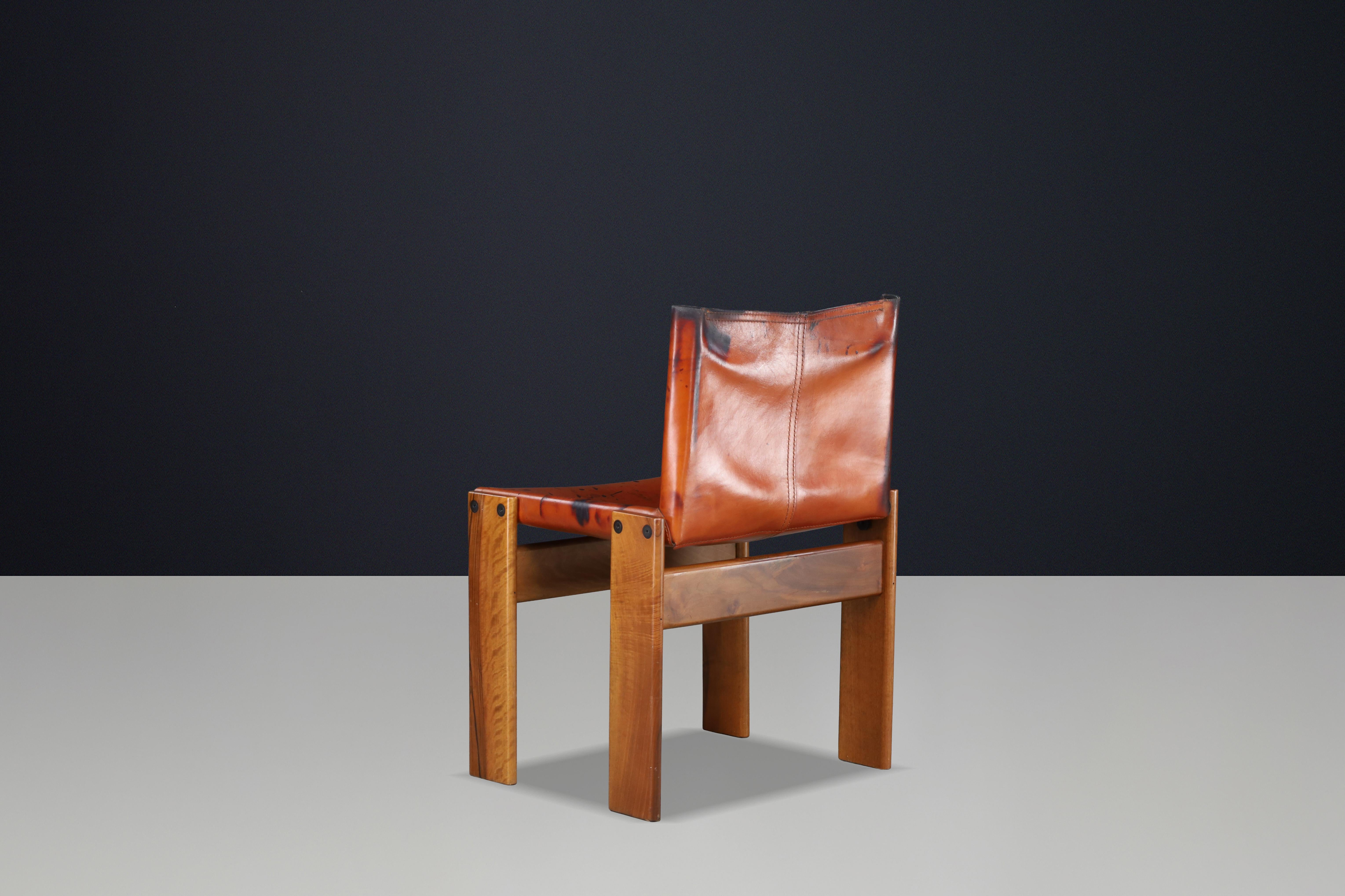 Afra & Tobia Scarpa ‘Monk’ Chairs in Patinated Leather & Walnut Frame, 1974 For Sale 4