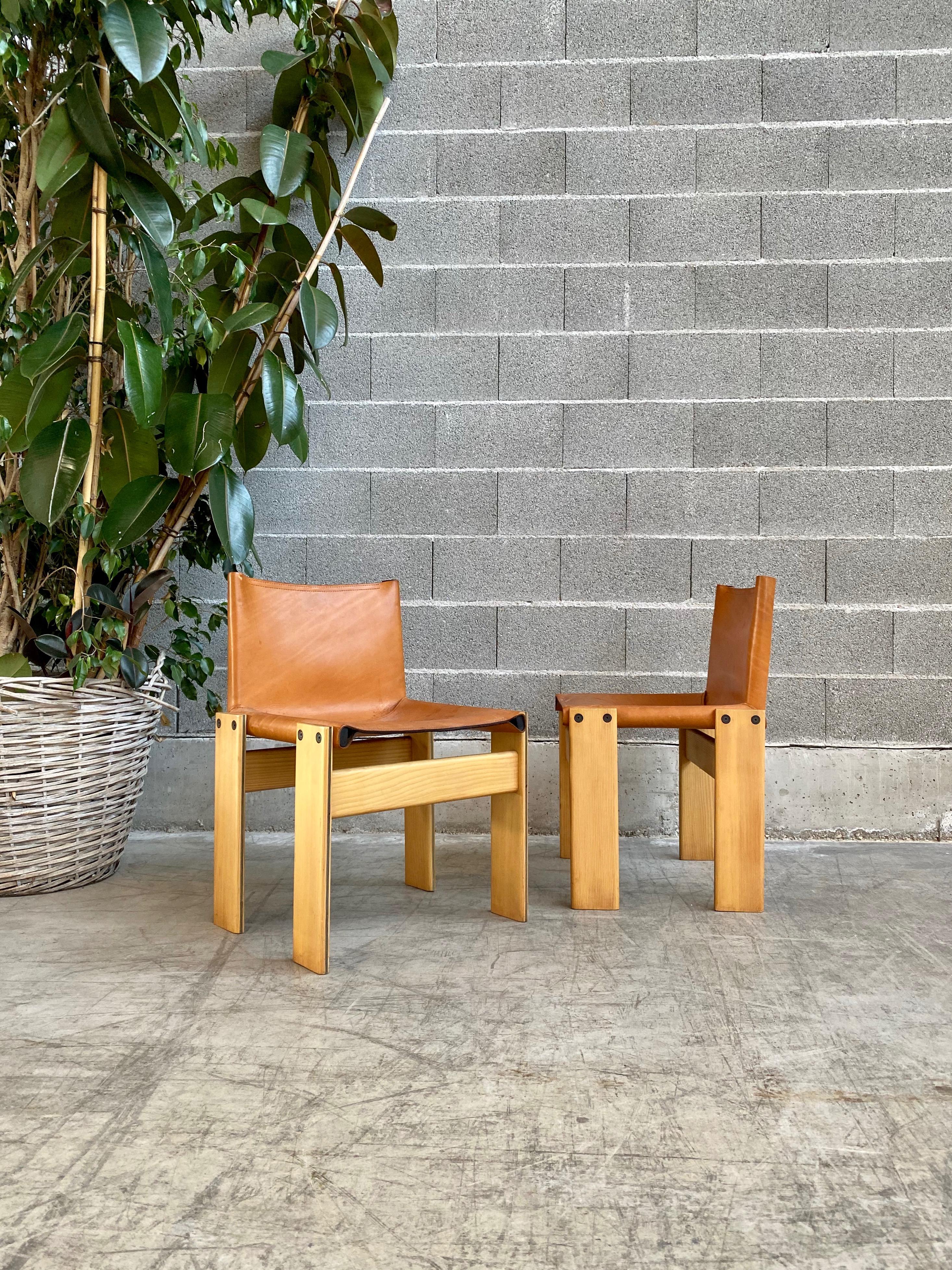 Afra & Tobia Scarpa “Monk” Dining Chairs for Molteni, 1973, Set of 4 5
