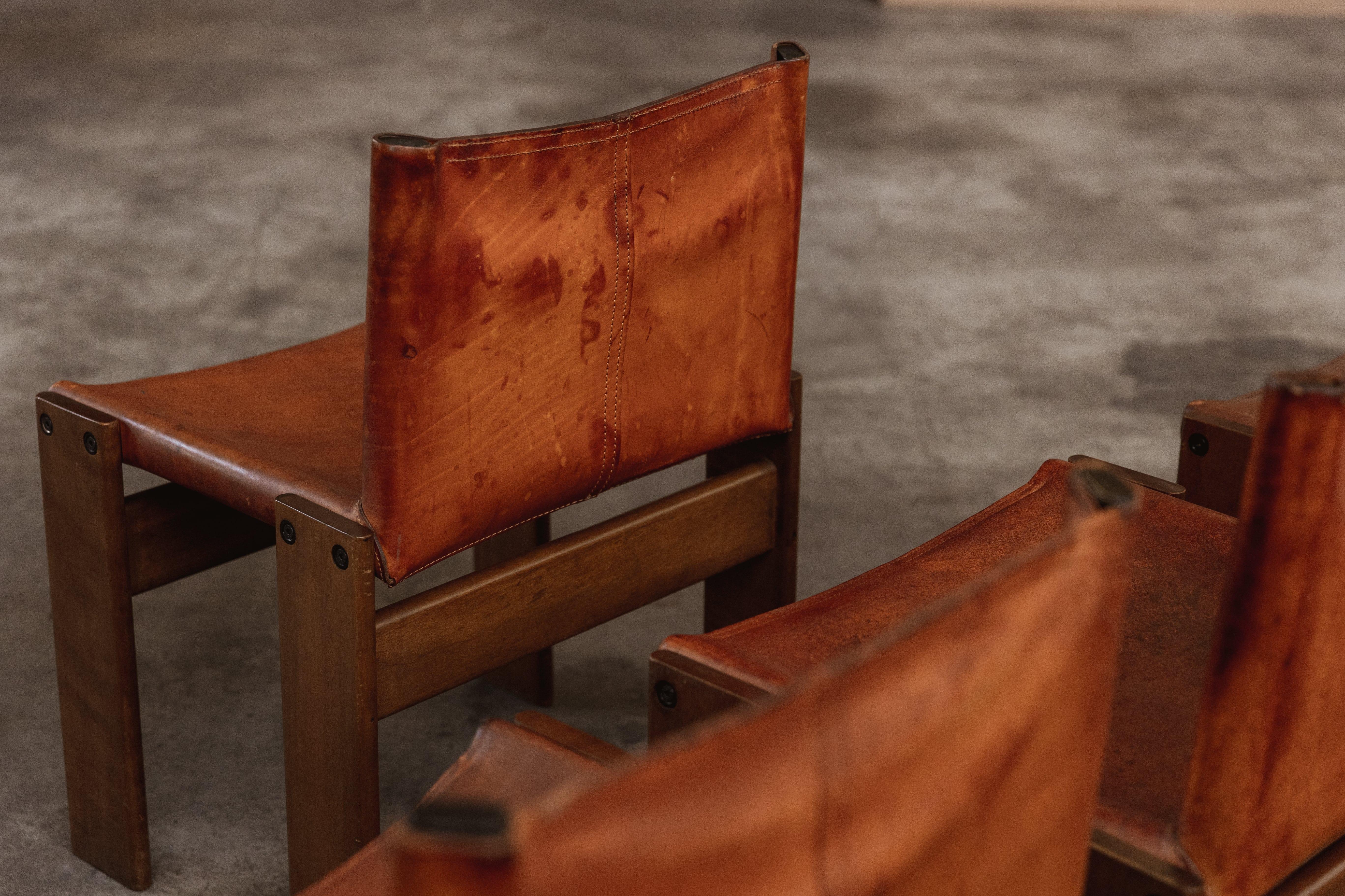 Afra & Tobia Scarpa „Monk“-Stühle für Molteni, Cognacfarbenes Leder, 1974, Set von 10 Stühlen im Zustand „Gut“ im Angebot in Lonigo, Veneto