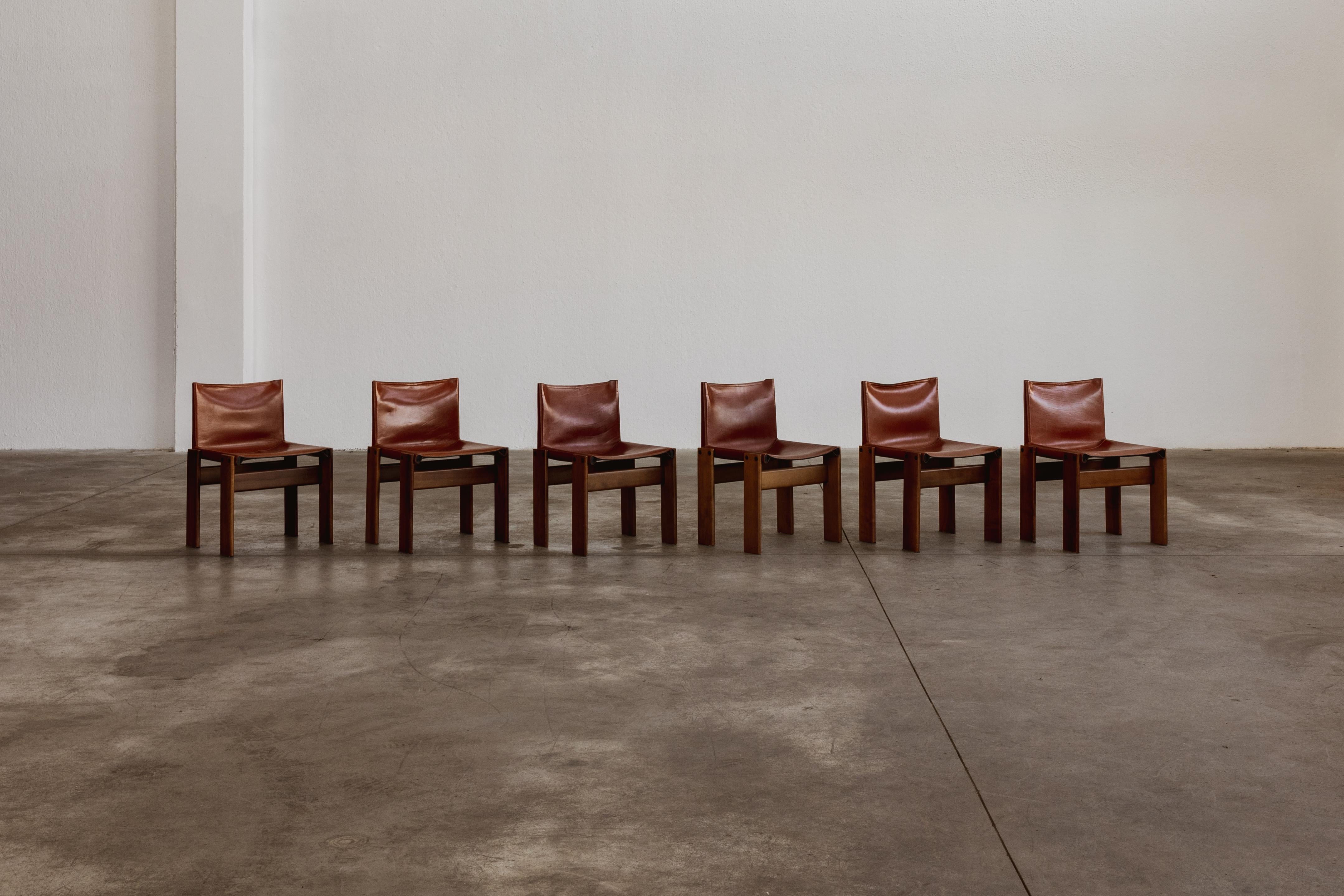 Chaises de salle à manger 