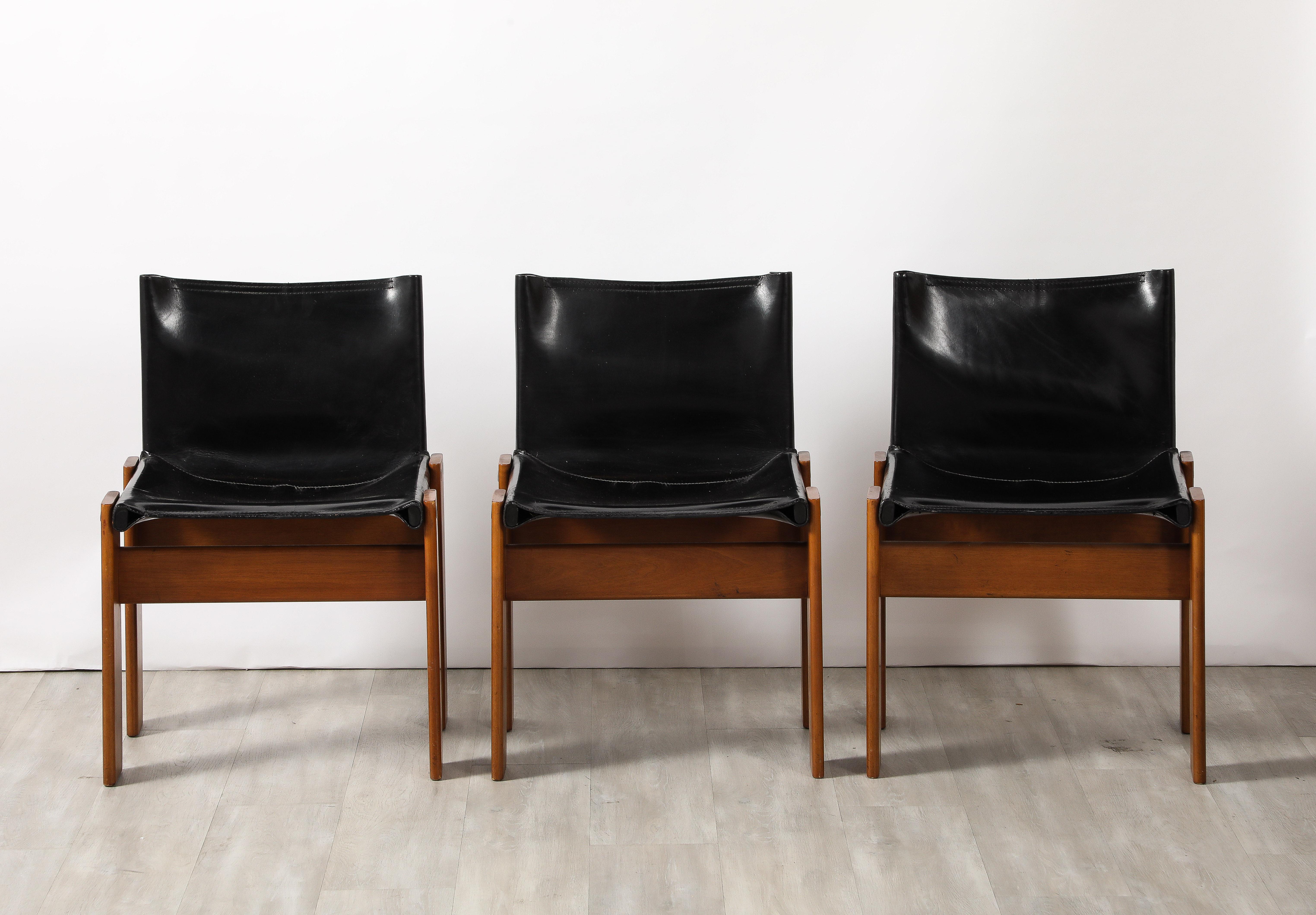 Set di sei sedie da pranzo di Afra & Tobia Scarpa 'Monk' per Molteni, 1974 in vendita 7