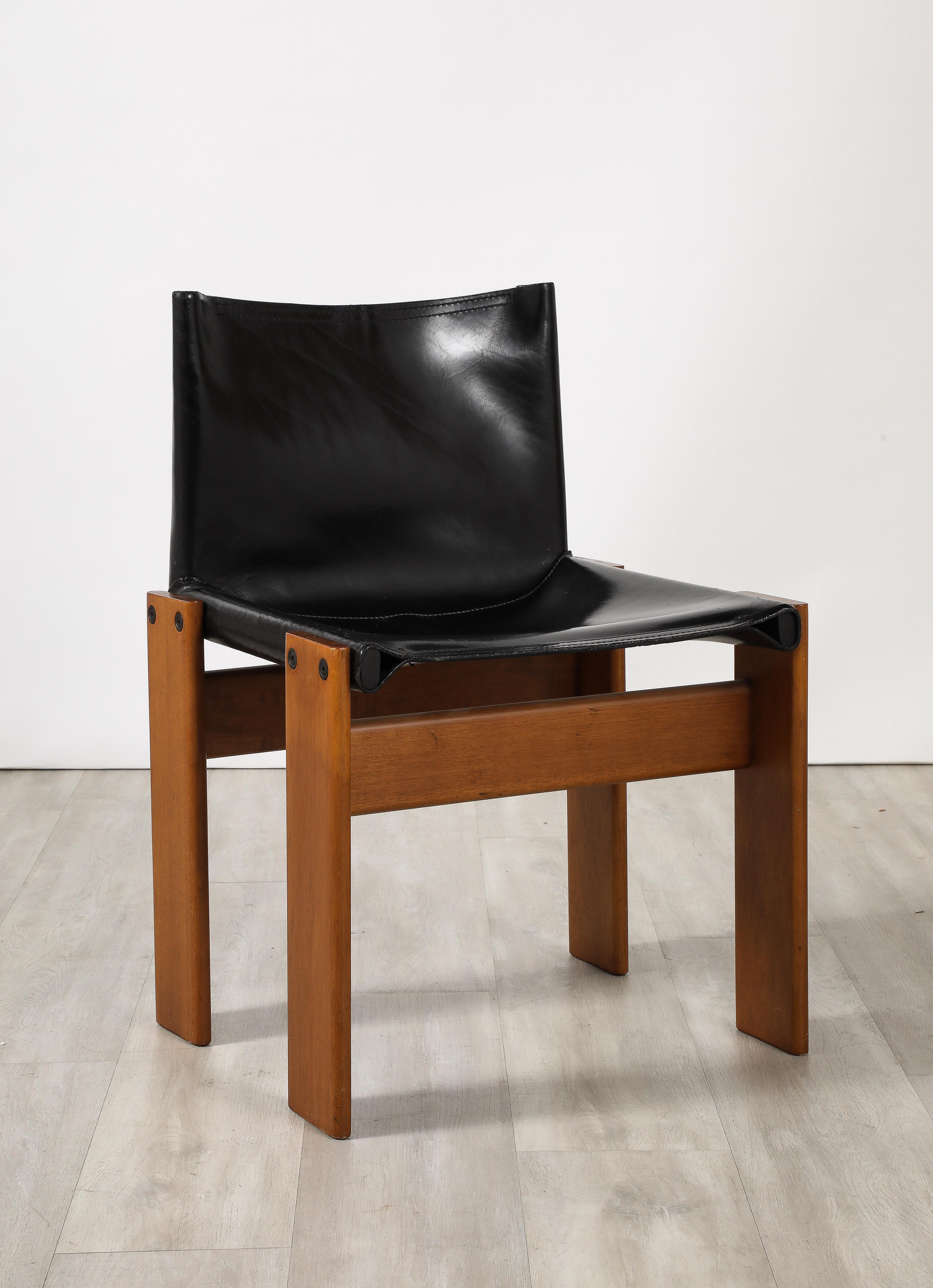 Moderno Set di sei sedie da pranzo di Afra & Tobia Scarpa 'Monk' per Molteni, 1974 in vendita