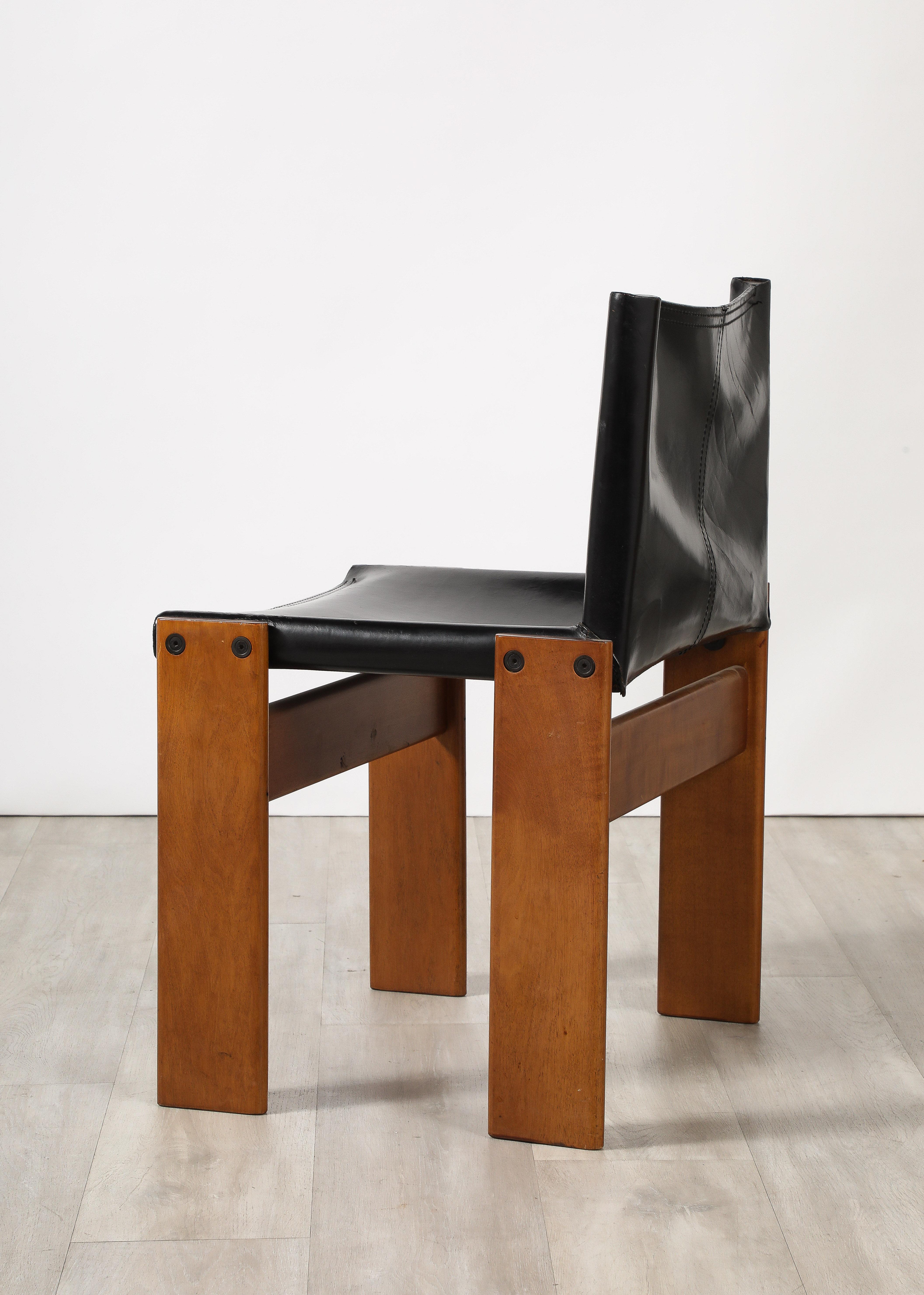 Set di sei sedie da pranzo di Afra & Tobia Scarpa 'Monk' per Molteni, 1974 in vendita 1