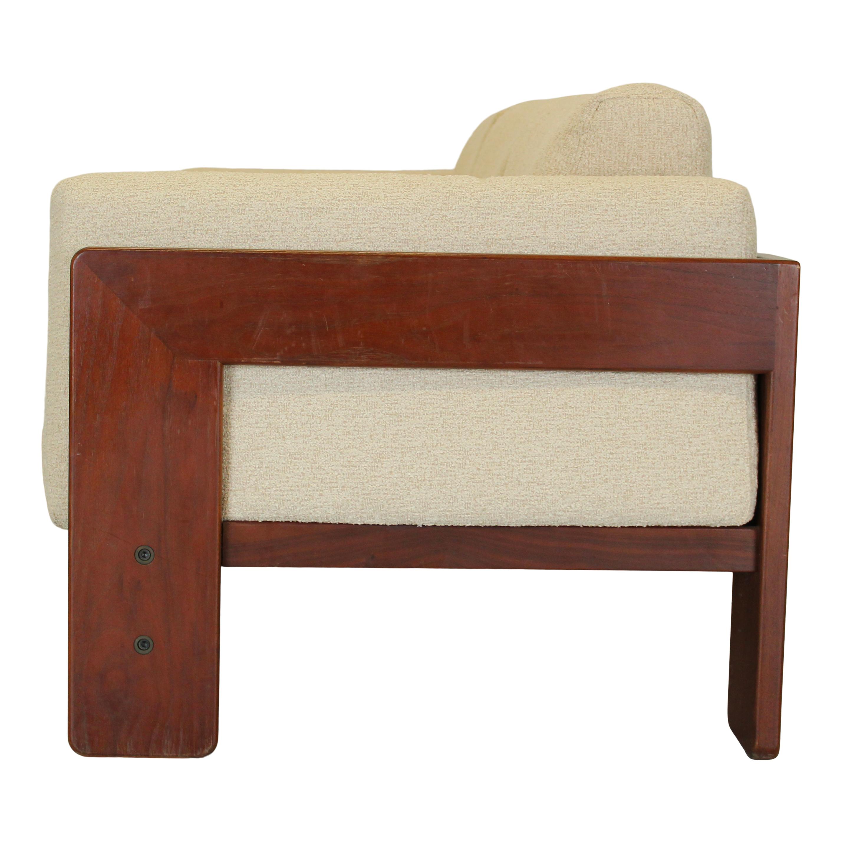 Afra & Tobia Scarpa Off-White Boucle Bastiano Three Seater Sofa for Gavina, 1966 Bon état - En vente à Vicenza, IT