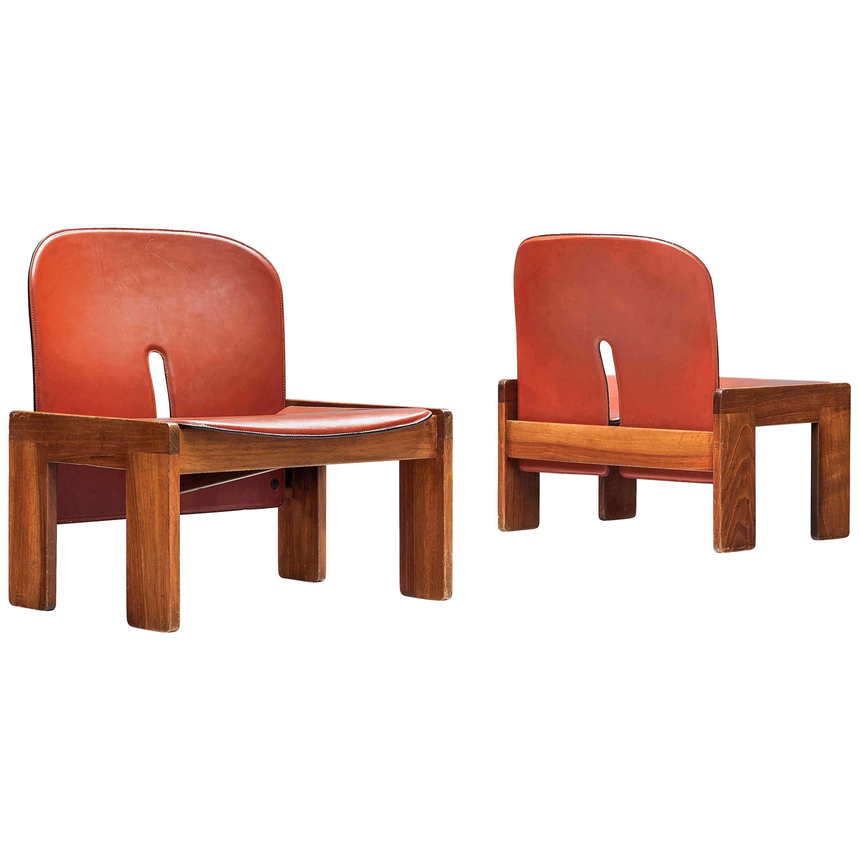 Afra & Tobia Scarpa Pair of Lounge Chairs Model '925' in Walnut and Red Leather