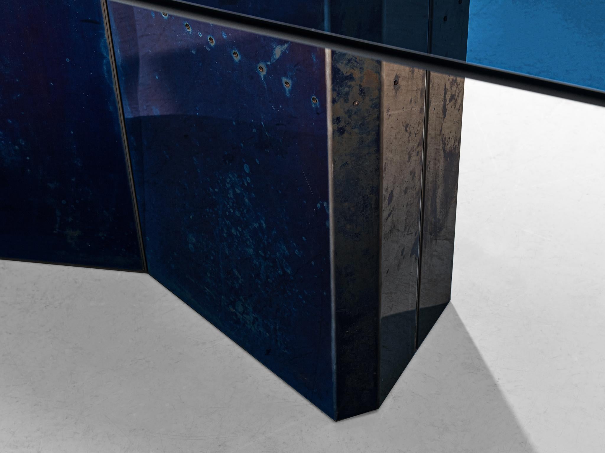 Esstisch „Polygonon“ von Afra & Tobia Scarpa und Mario Bellini, Esszimmerstühle  (Stahl) im Angebot