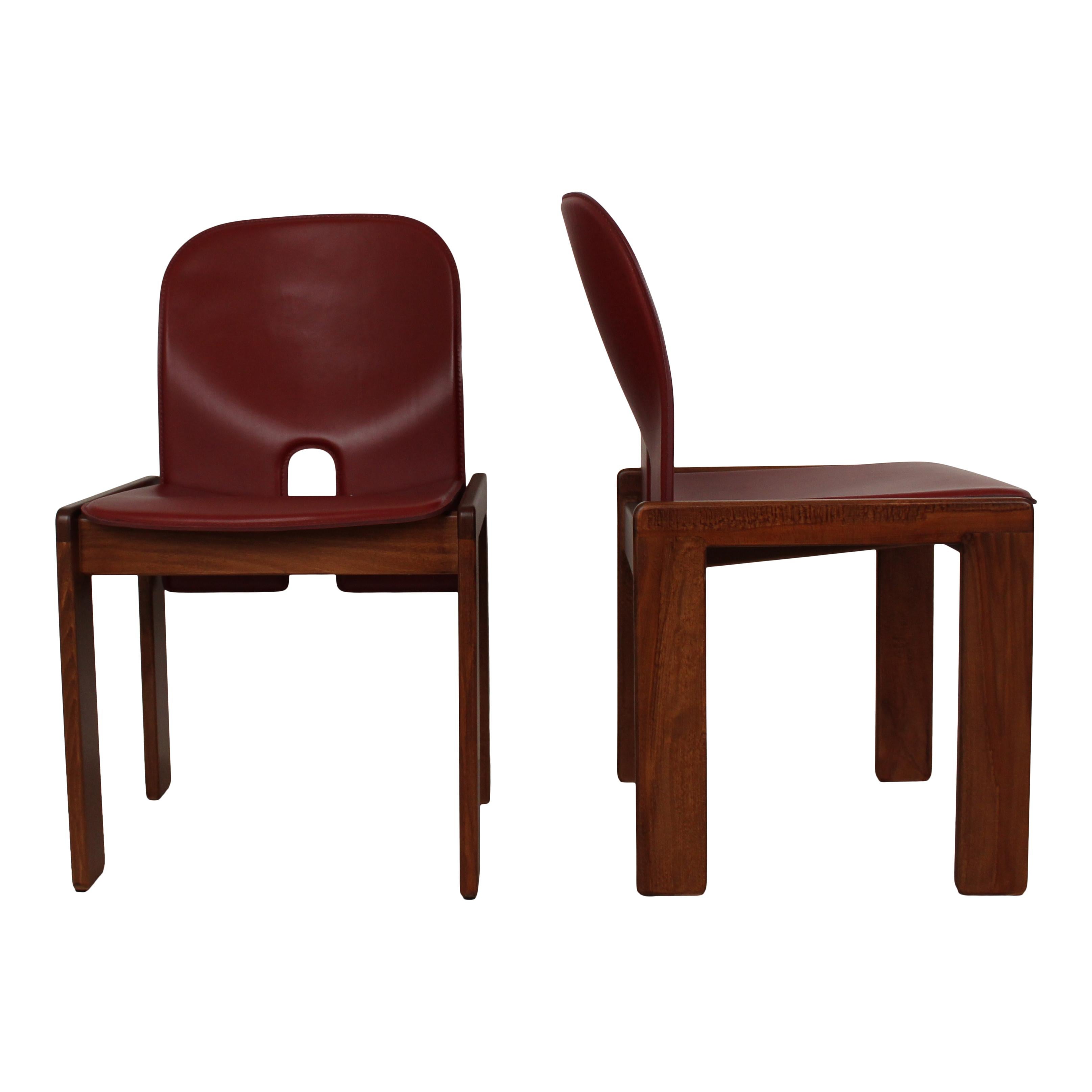 Afra & Tobia Scarpa Red Leather 121 Dining Chair for Cassina, 1967, Set of 8 In condizioni buone in vendita a Vicenza, IT