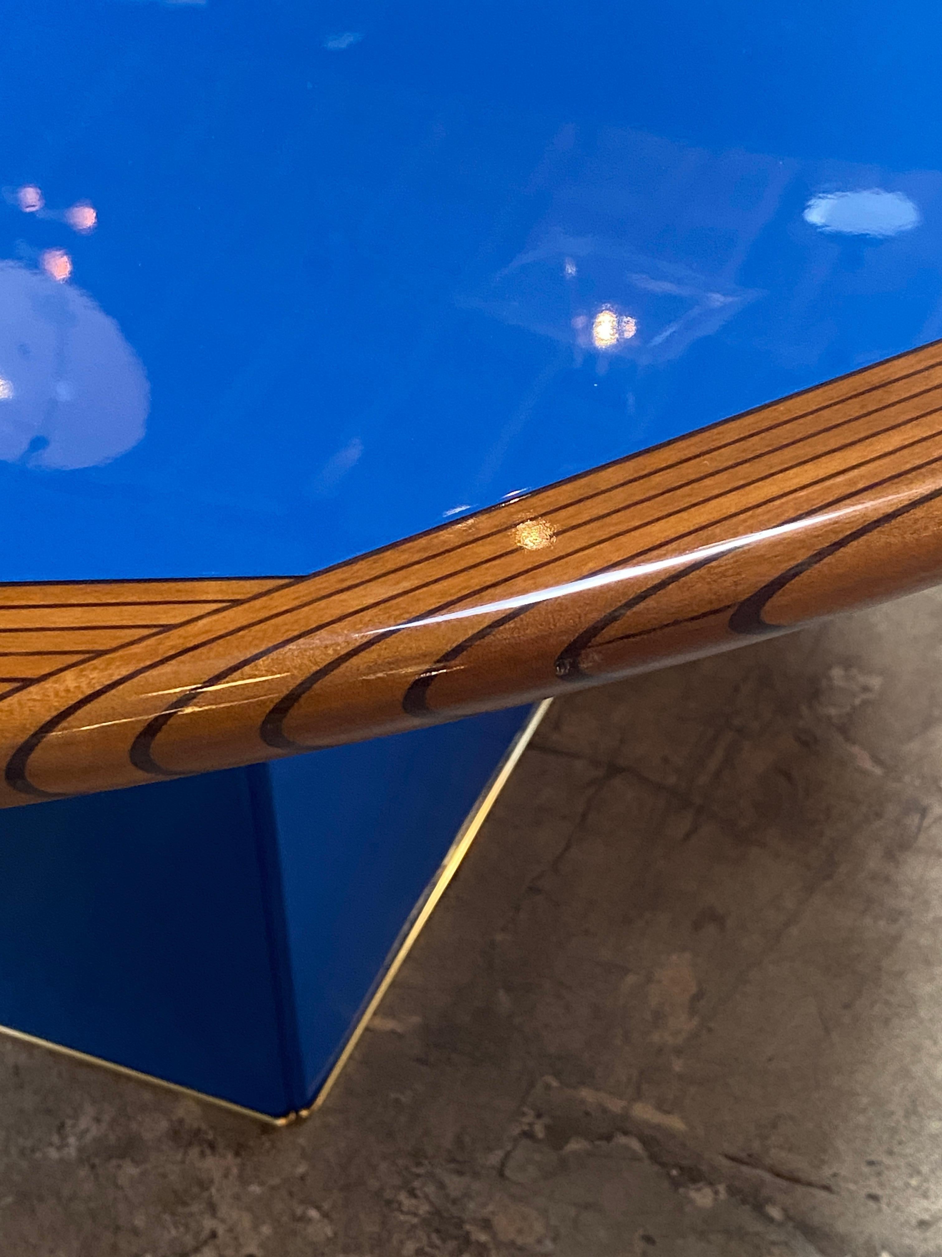Italian Afra & Tobia Scarpa Round Dining Blue and Wood Table, Italy, 1970s