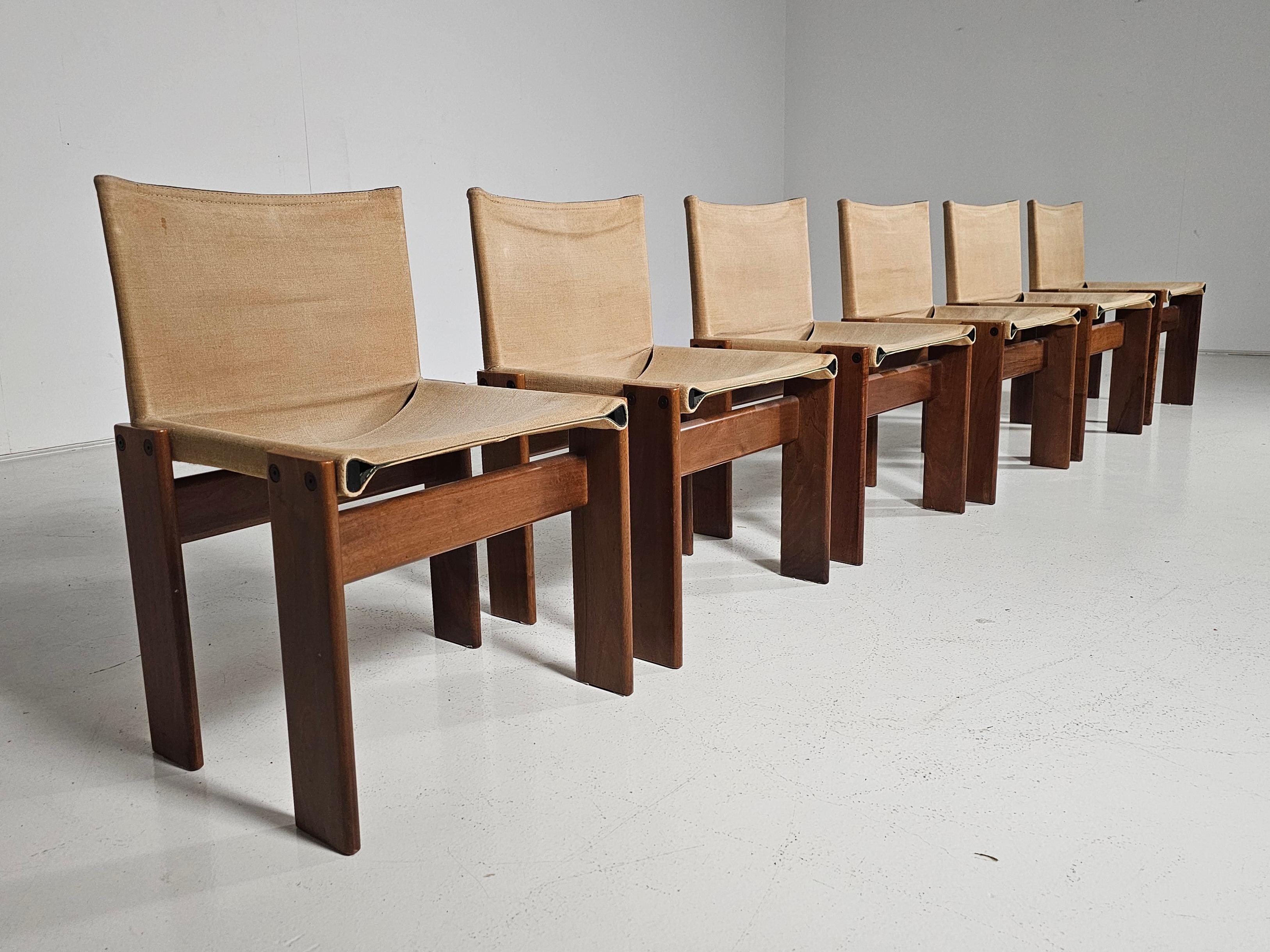 Mid-Century moderno Afra & Tobia Scarpa Set di 6 sedie da pranzo 'Monk' in tela, anni '70