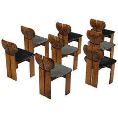 Afra & Tobia Scarpa Ensemble de huit chaises de salle à manger 'Africa' bicolores