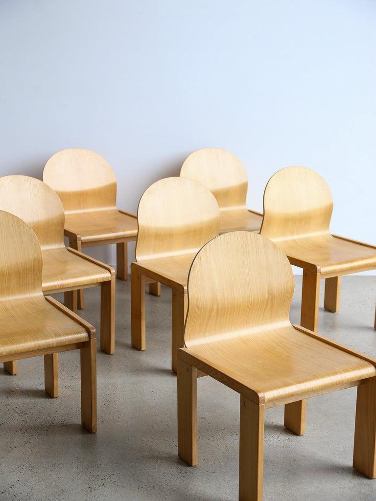 Afra & Tobia Scarpa Set of Eight Plywood Dining Chairs 1970s en venta 1
