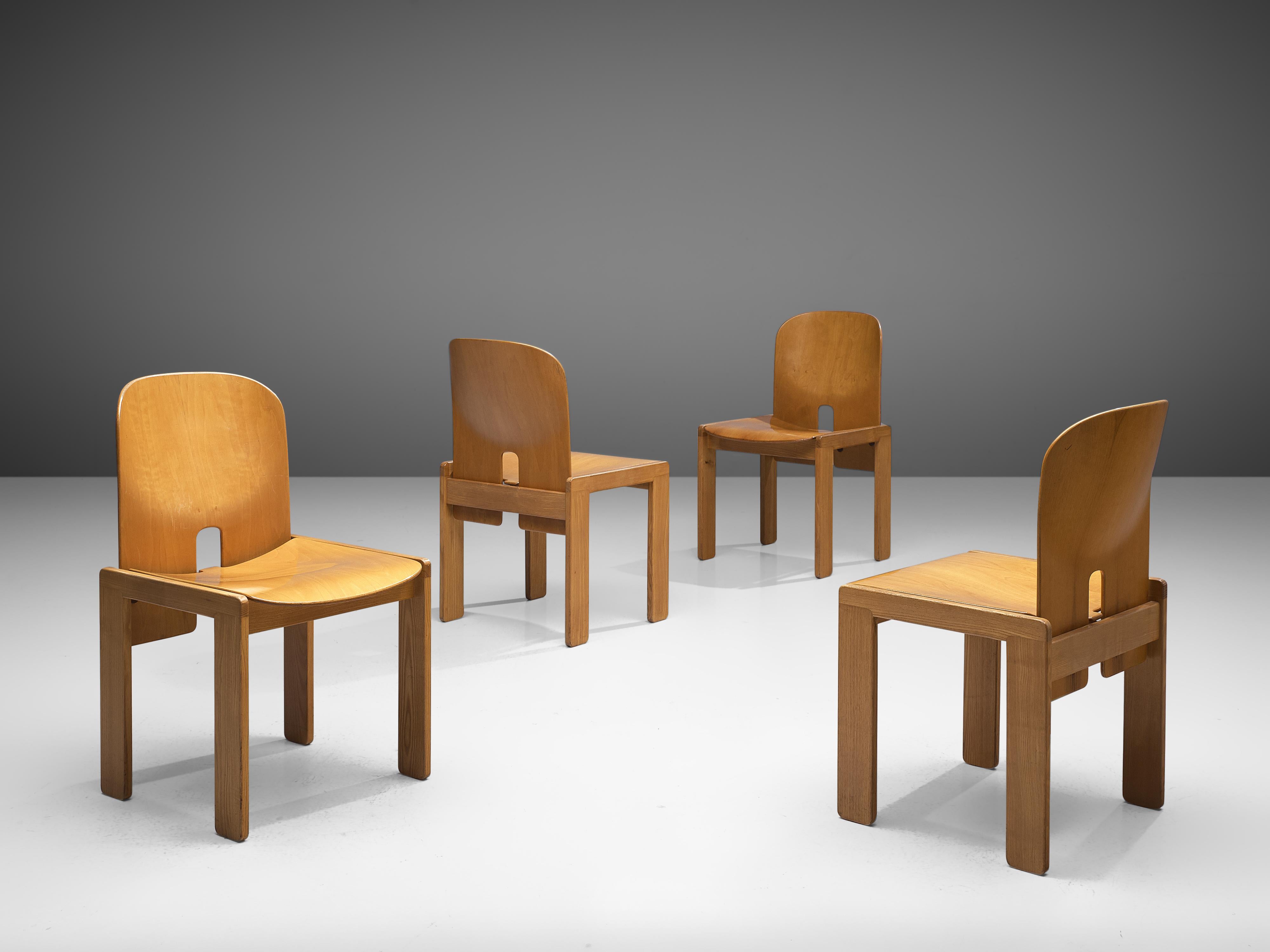 Afra & Tobia Scarpa for Cassina, set of four chairs model 121, maple, ash, Italy, design 1965, production later

Set of four chairs by the Italian designer couple Tobia and Afra Scarpa. These chairs have a cubic and architectural appearance. The