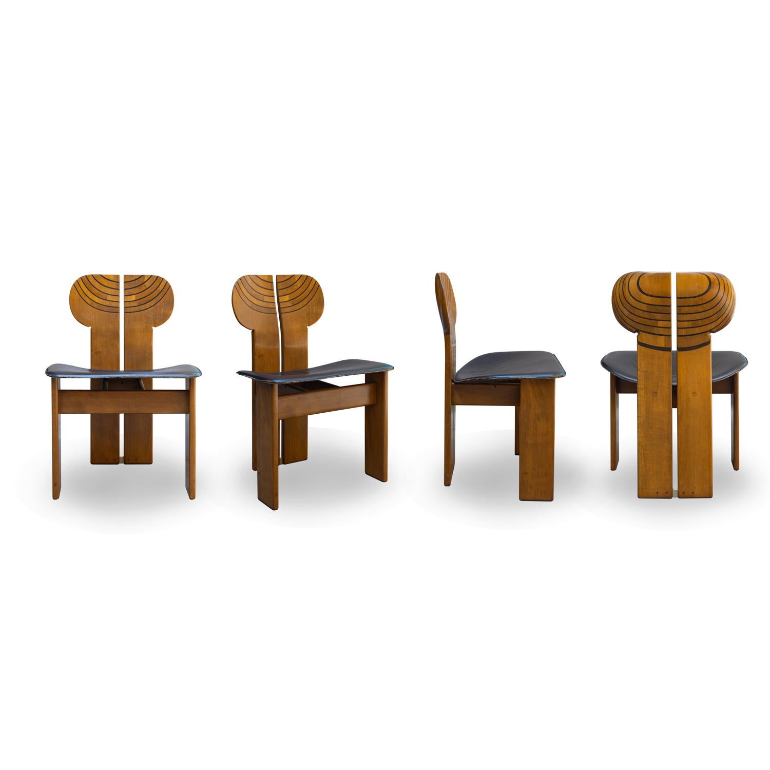 Post-Modern Afra Tobia Scarpa Set of four Africa Dining Chairs Maxalto Artona, 1973s, Italy