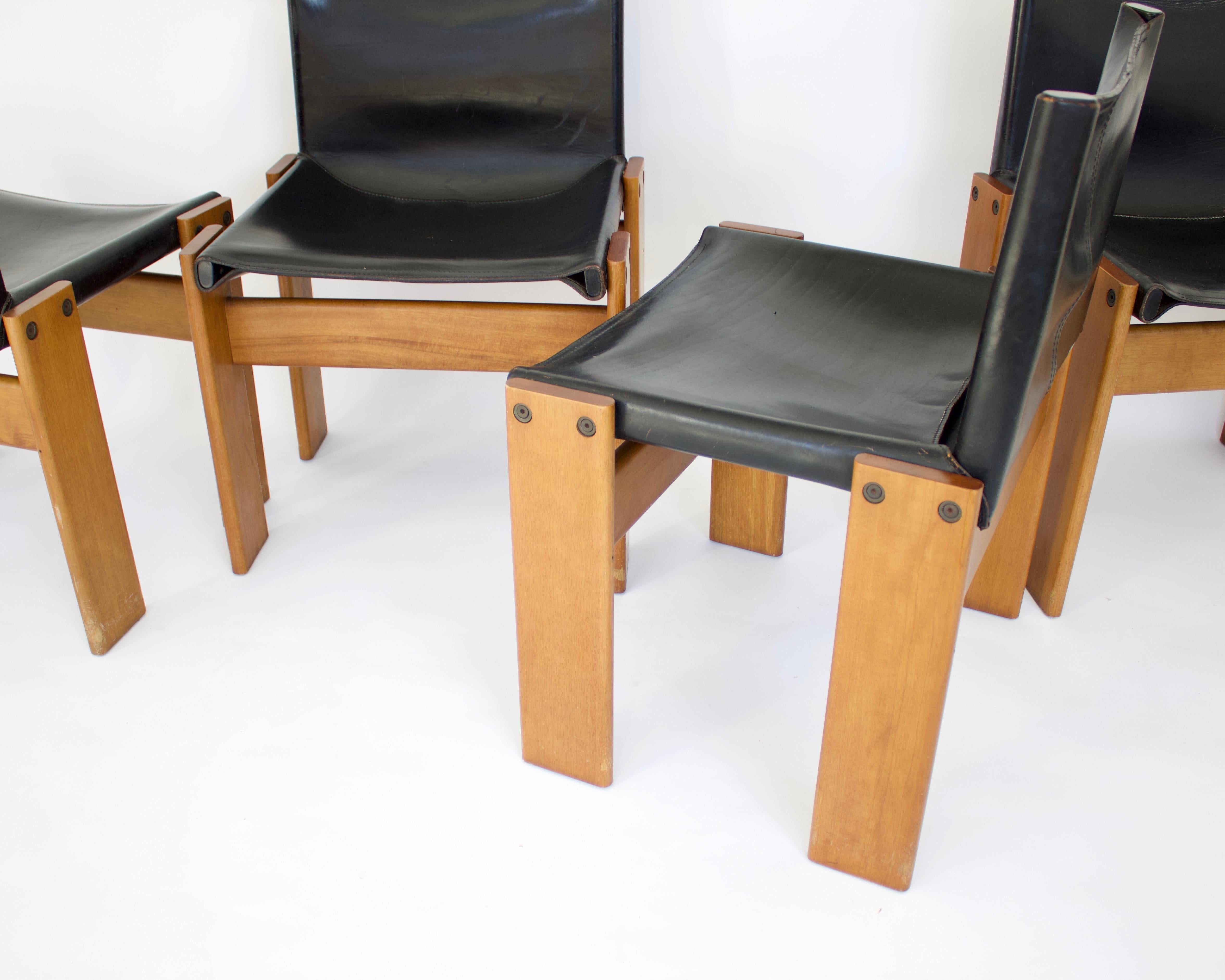 Afra & Tobia Scarpa Set of Four Monk Chairs for Molteni, circa 1974 For Sale 4