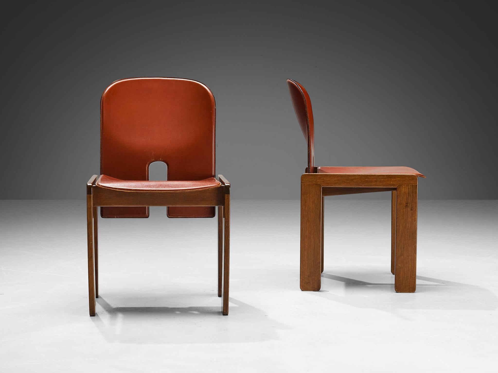 Afra & Tobia Scarpa Set of Six '121' Dining Chairs in Red Brown Leather  In Good Condition For Sale In Waalwijk, NL
