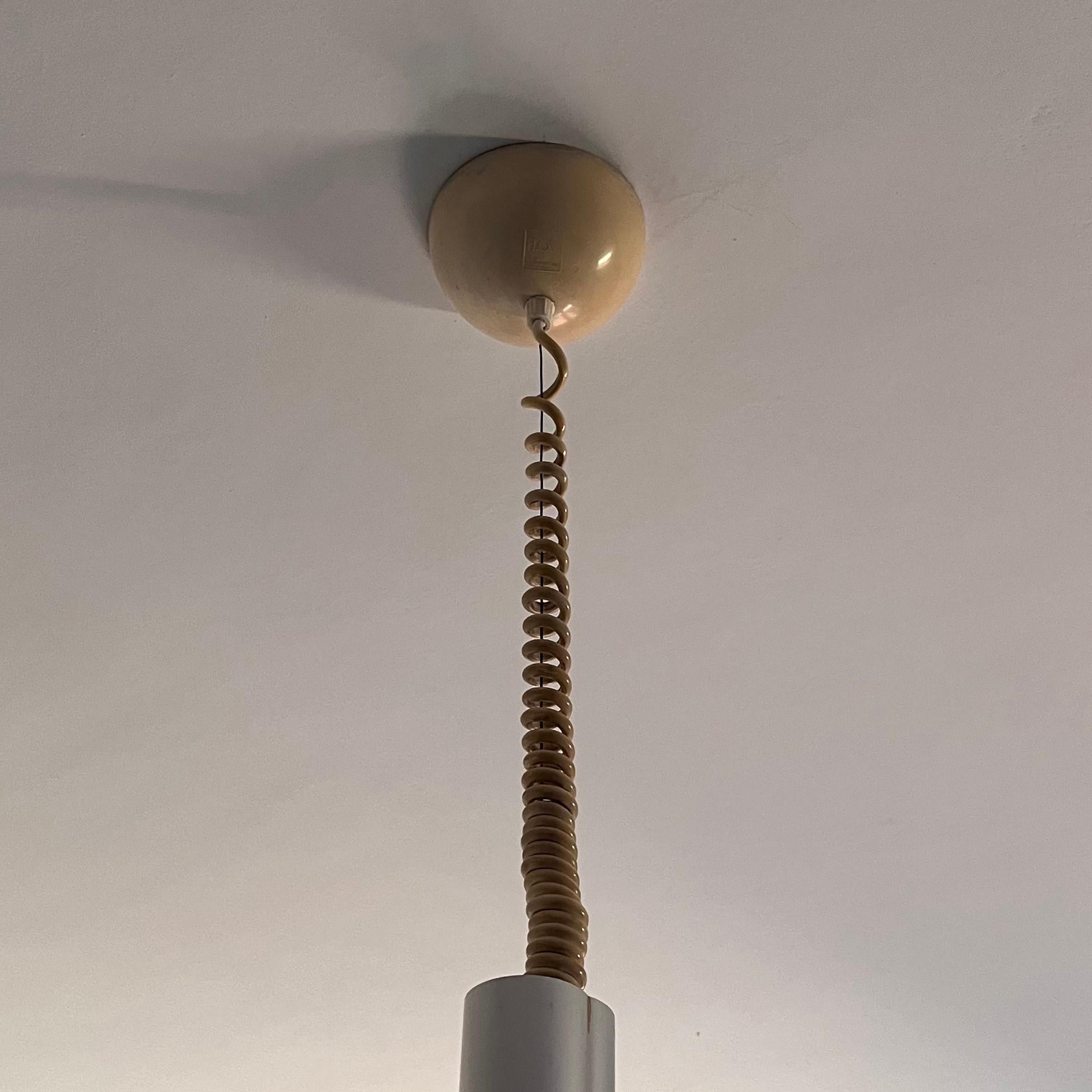 Milieu du XXe siècle Afra & Tobia Scarpa, Sfera, une lampe à suspension, Flos, années 1960 en vente