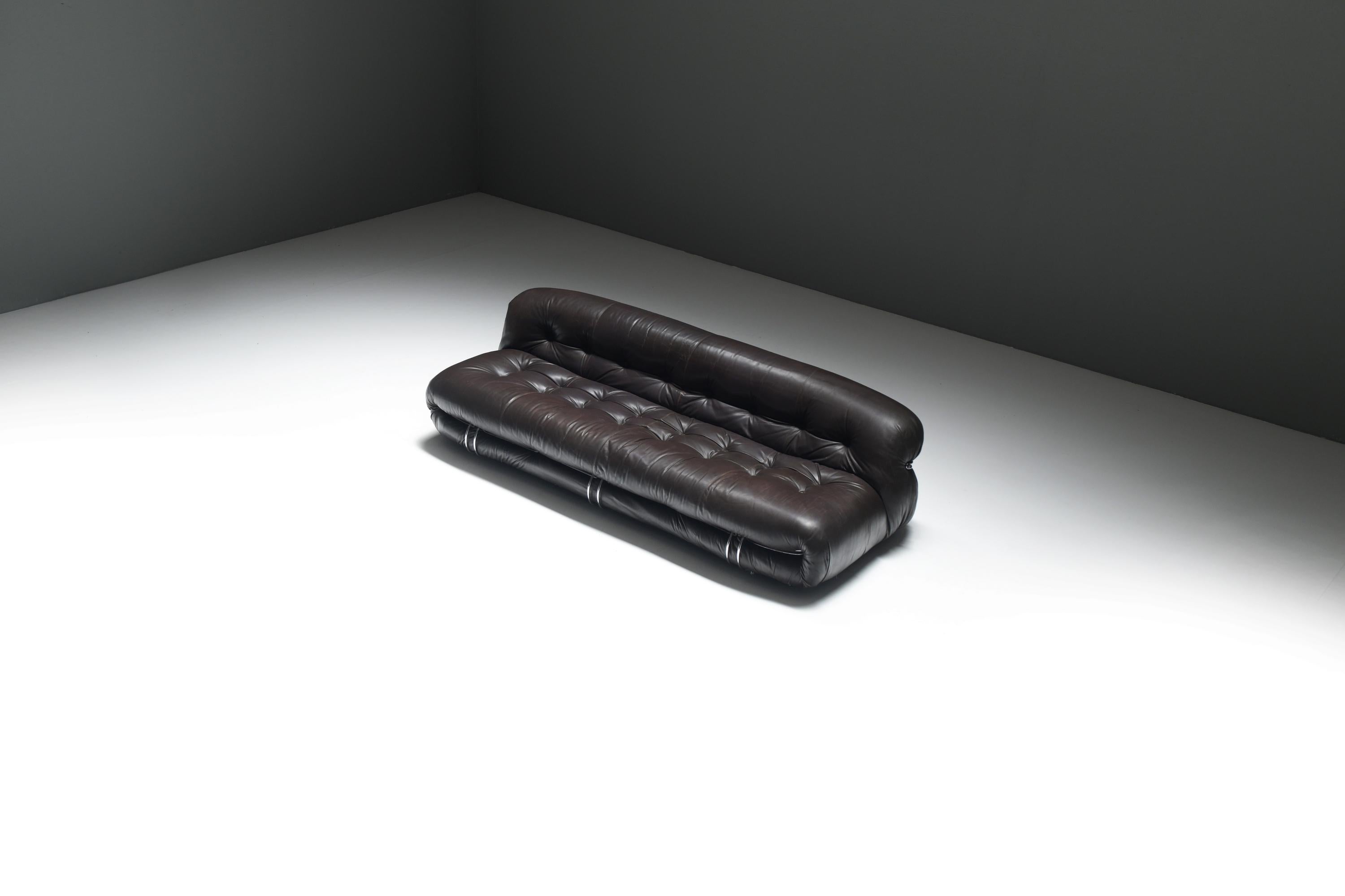 Mid-Century moderno Afra & Tobia Scarpa “Soriana” 3-Seater Sofa in Dark Chocolate Leather - Cassina. in vendita