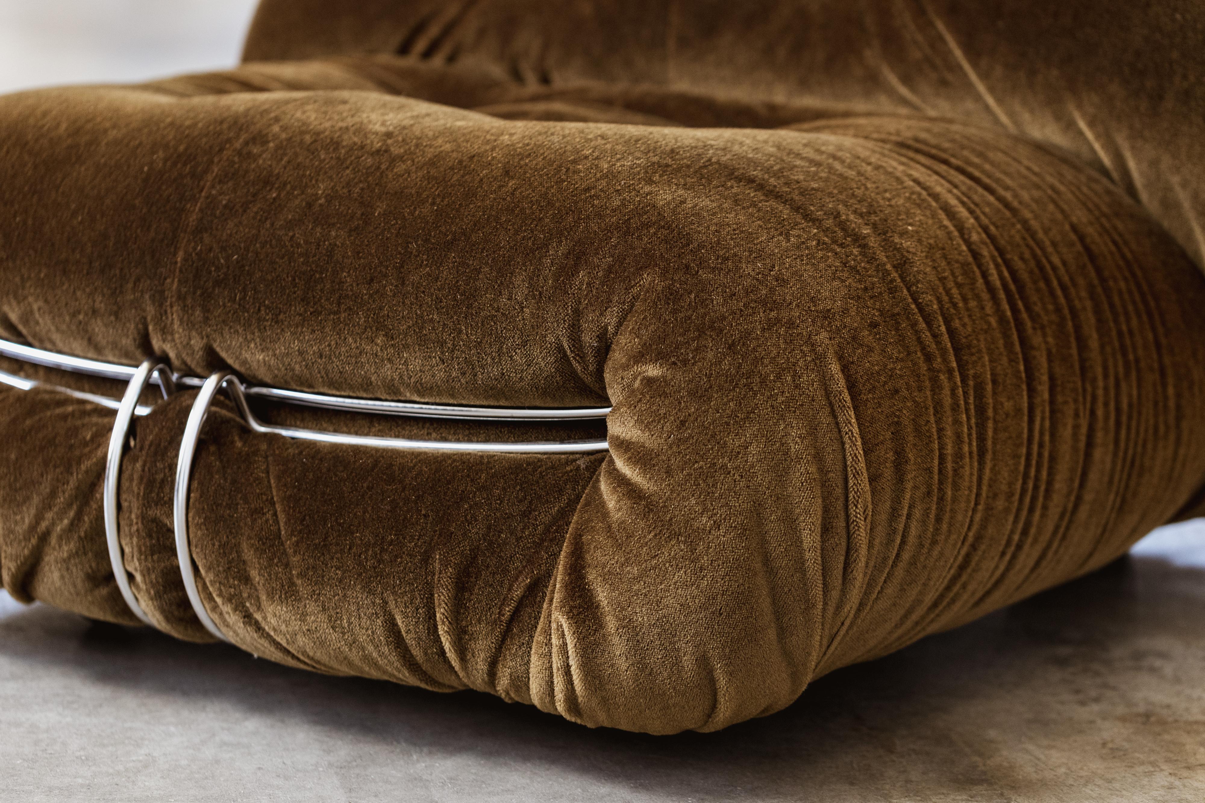 Afra & Tobia Scarpa “Soriana” Easy Chair for Cassina, Musk Green Velvet, 1969 For Sale 5