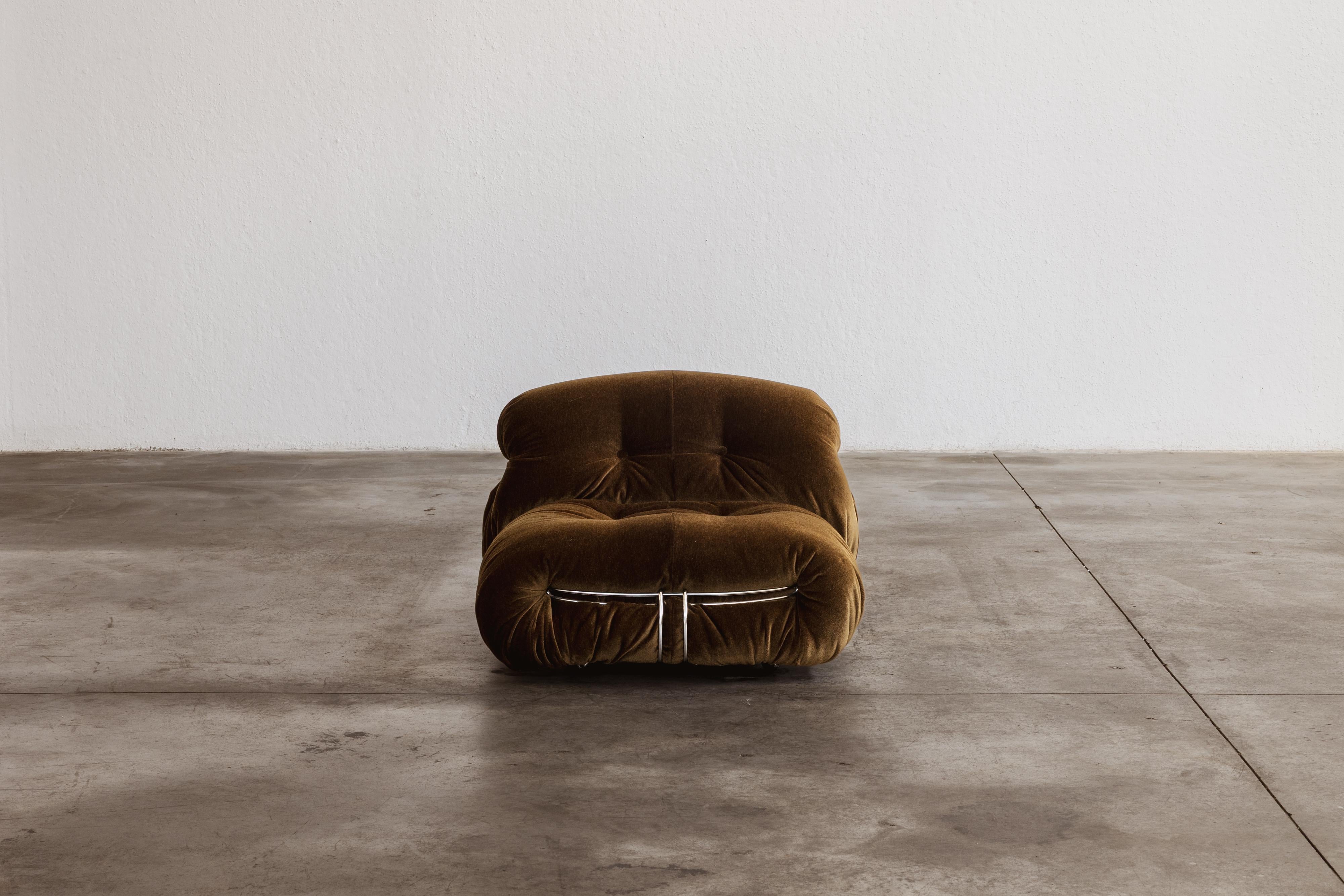Mid-20th Century Afra & Tobia Scarpa “Soriana” Easy Chair for Cassina, Musk Green Velvet, 1969 For Sale