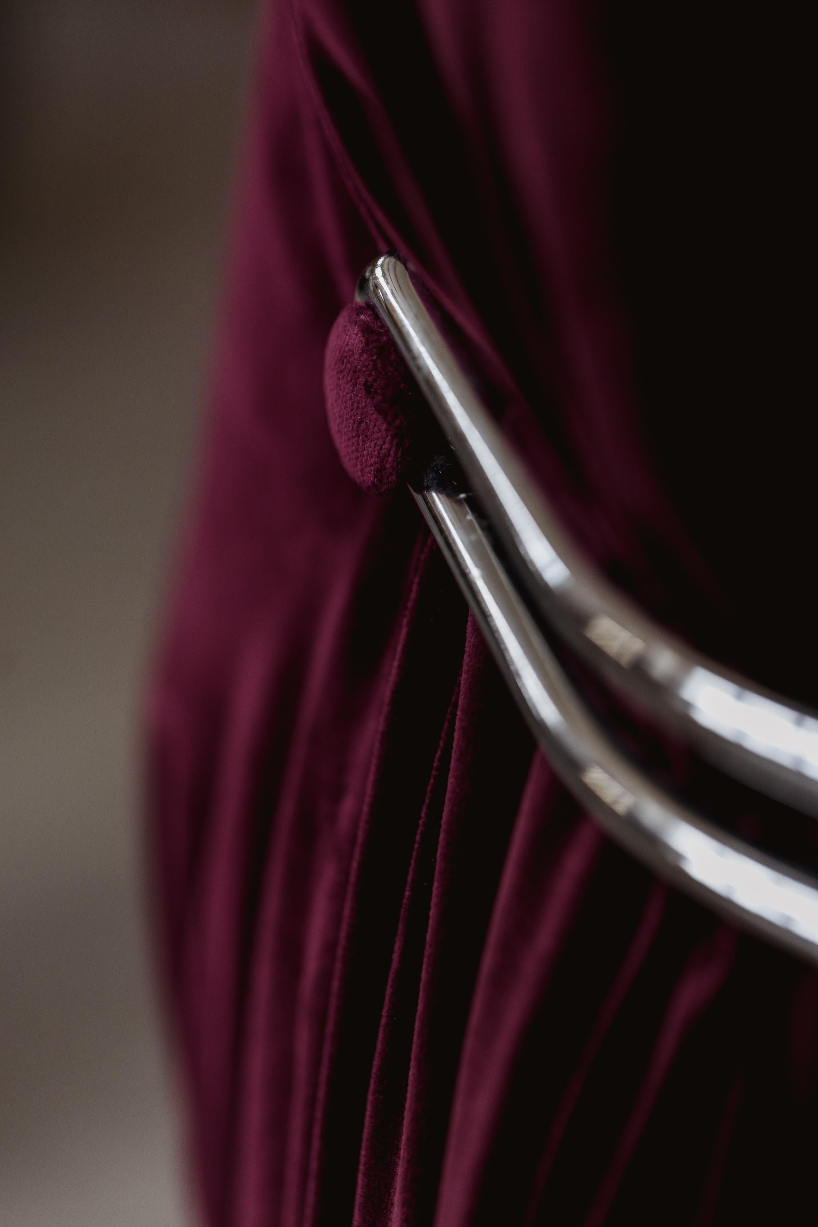 Afra & Tobia Scarpa “Soriana” Lounge Chair for Cassina, Burgundy Velvet, 1969 For Sale 7