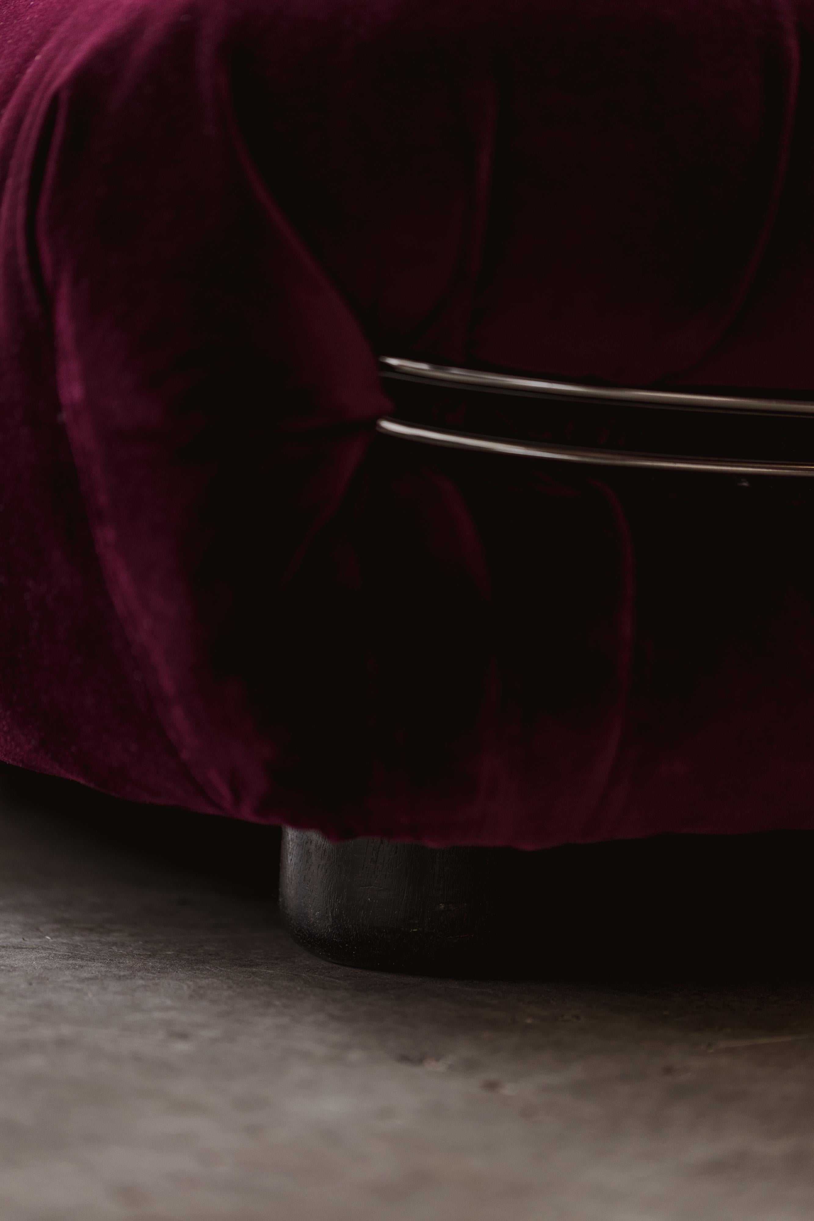 Afra & Tobia Scarpa “Soriana” Lounge Chair for Cassina, Burgundy Velvet, 1969 For Sale 11