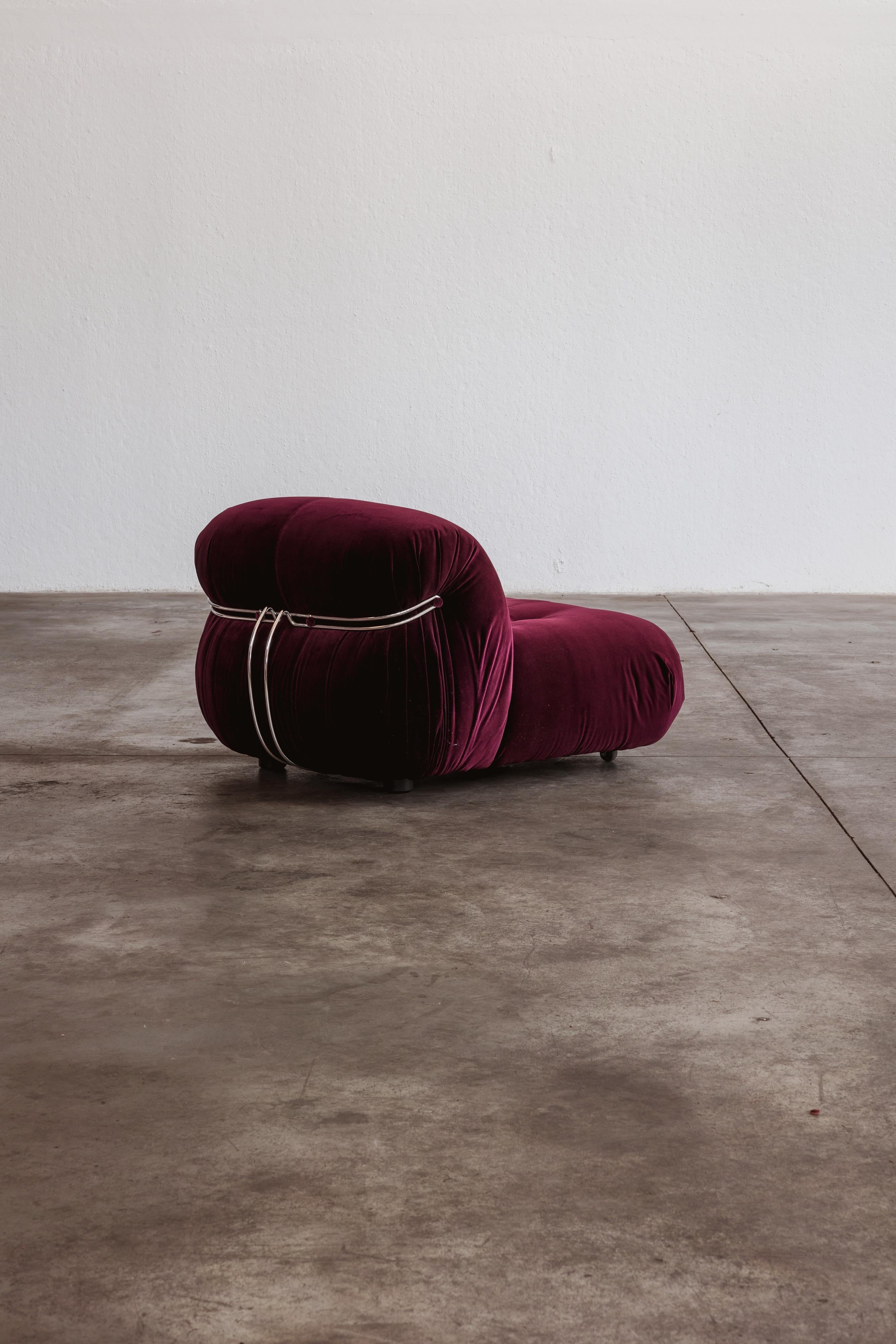 Italian Afra & Tobia Scarpa “Soriana” Lounge Chair for Cassina, Burgundy Velvet, 1969 For Sale