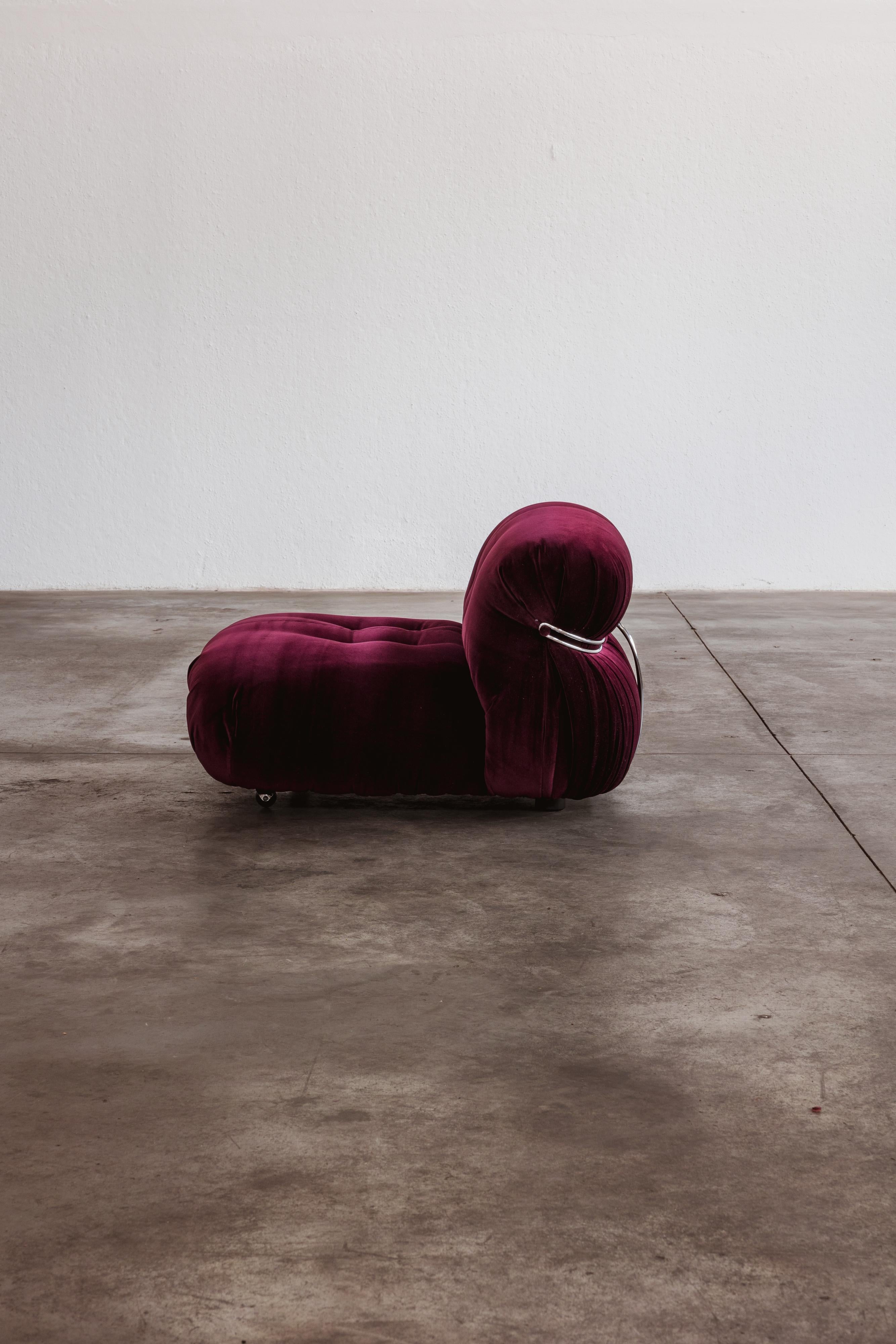 Chrome Afra & Tobia Scarpa “Soriana” Lounge Chair for Cassina, Burgundy Velvet, 1969 For Sale