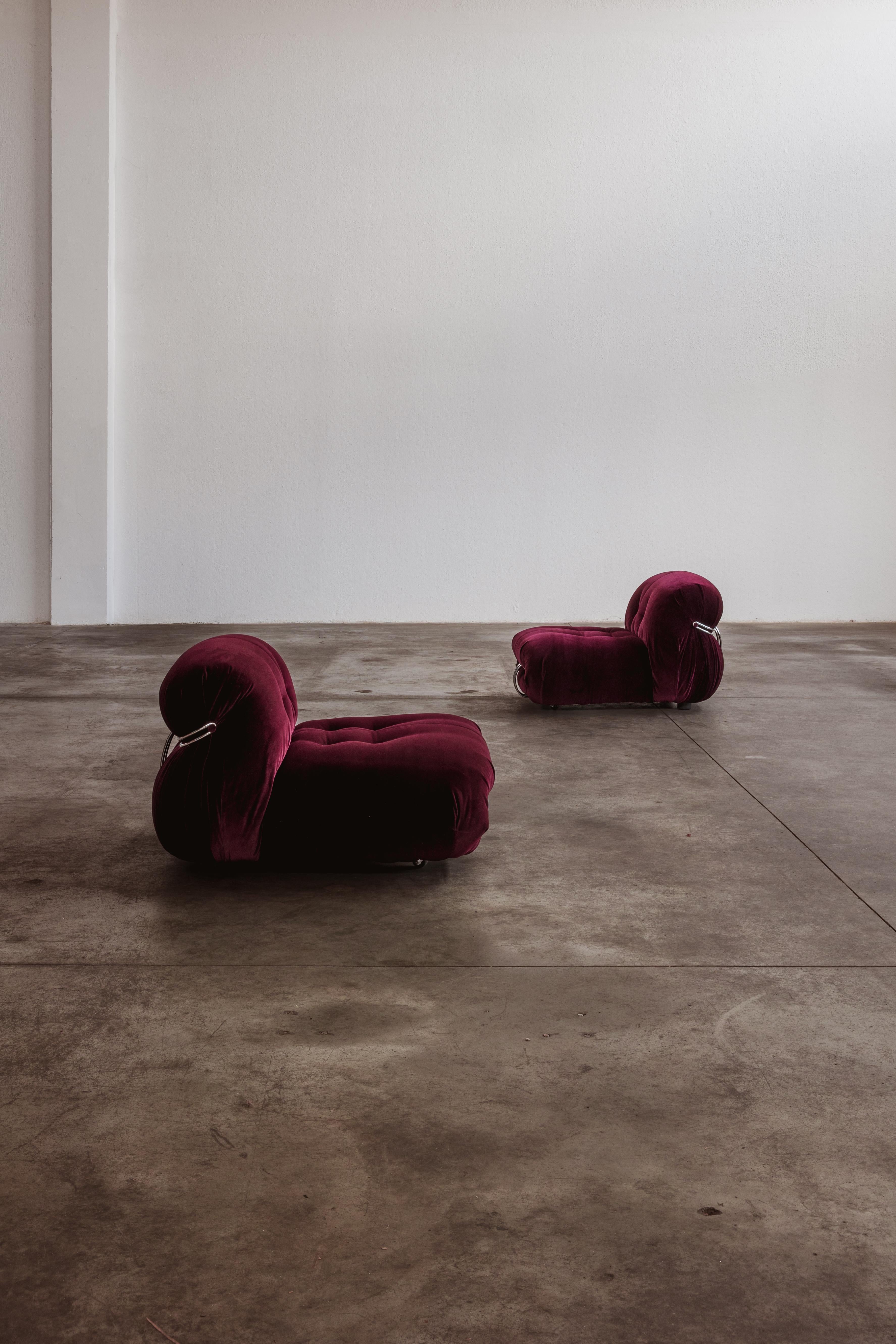 Afra & Tobia Scarpa Soriana Stühle für Cassina, Burgunderrot, 1969, 2er-Set, Set (Chrom) im Angebot