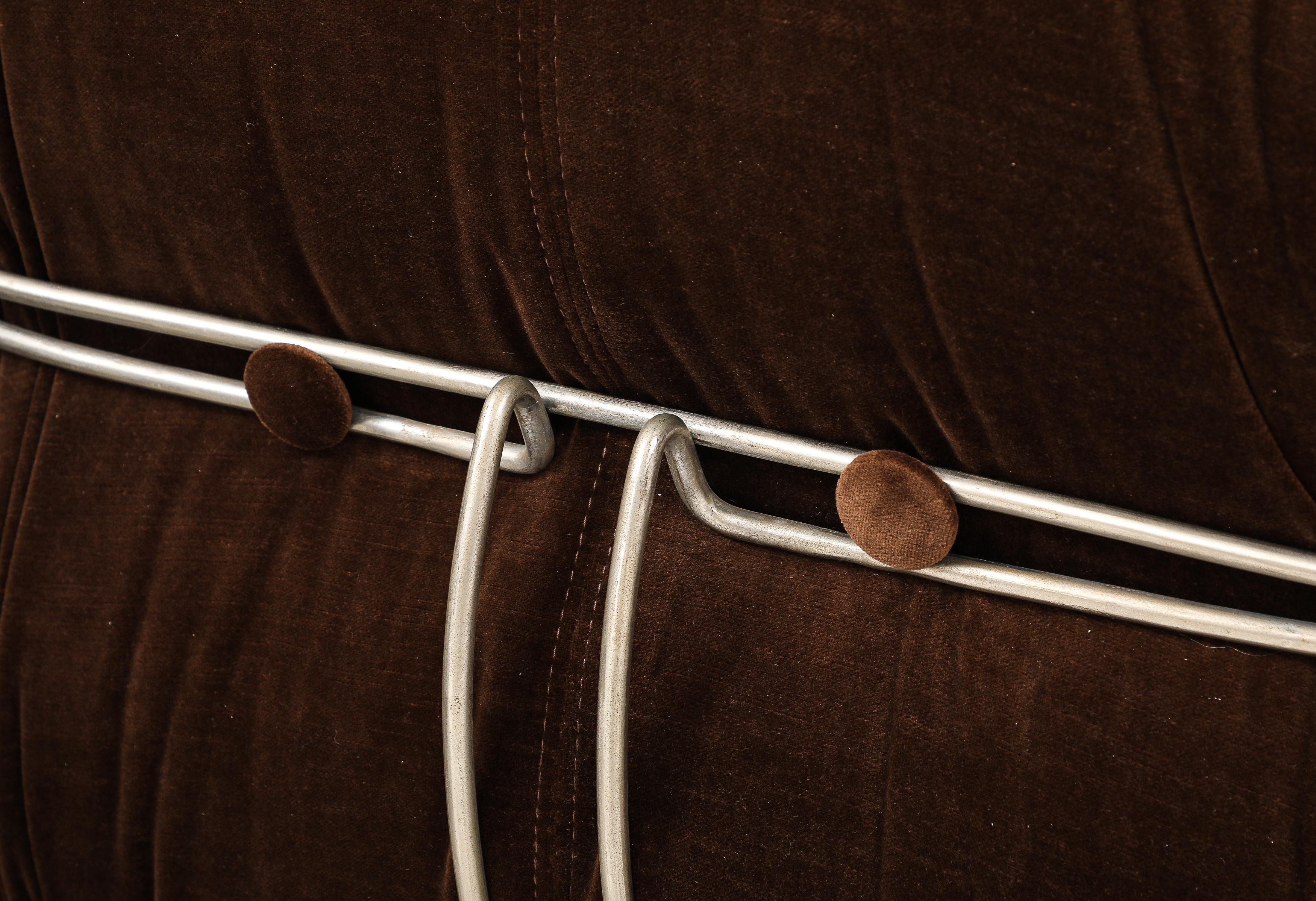 Afra & Tobia Scarpa 'Soriana' Pair of Chairs for Cassina, Italy, 1969 For Sale 3