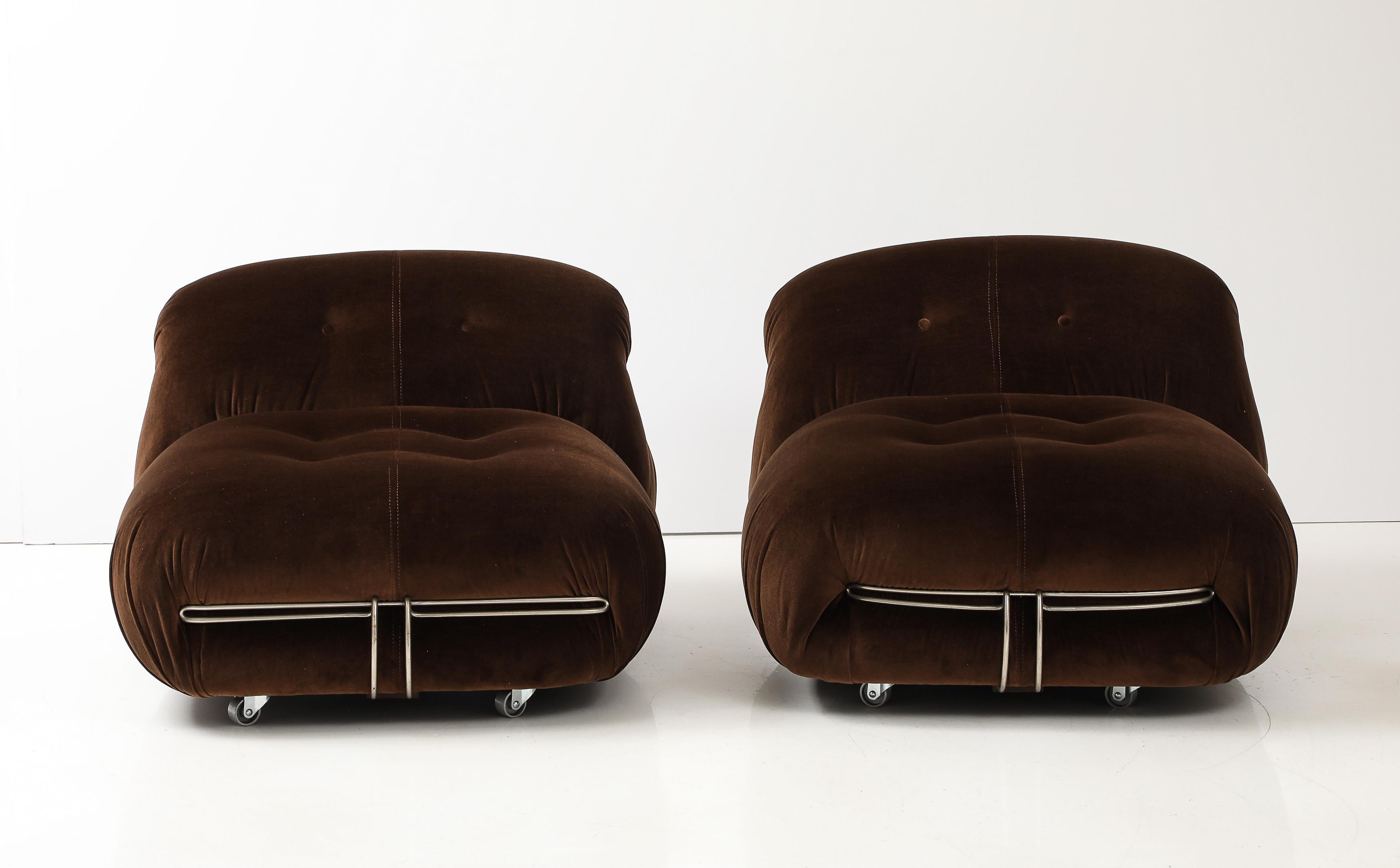 Afra & Tobia Scarpa 'Soriana' Pair of Chairs for Cassina, Italy, 1969

The 'Soriana' line was designed by the Italian designer duo, Afra and Tobia Scarpa in 1969. This 'Soriana' chair model was the first piece designed in the collection and in 1970