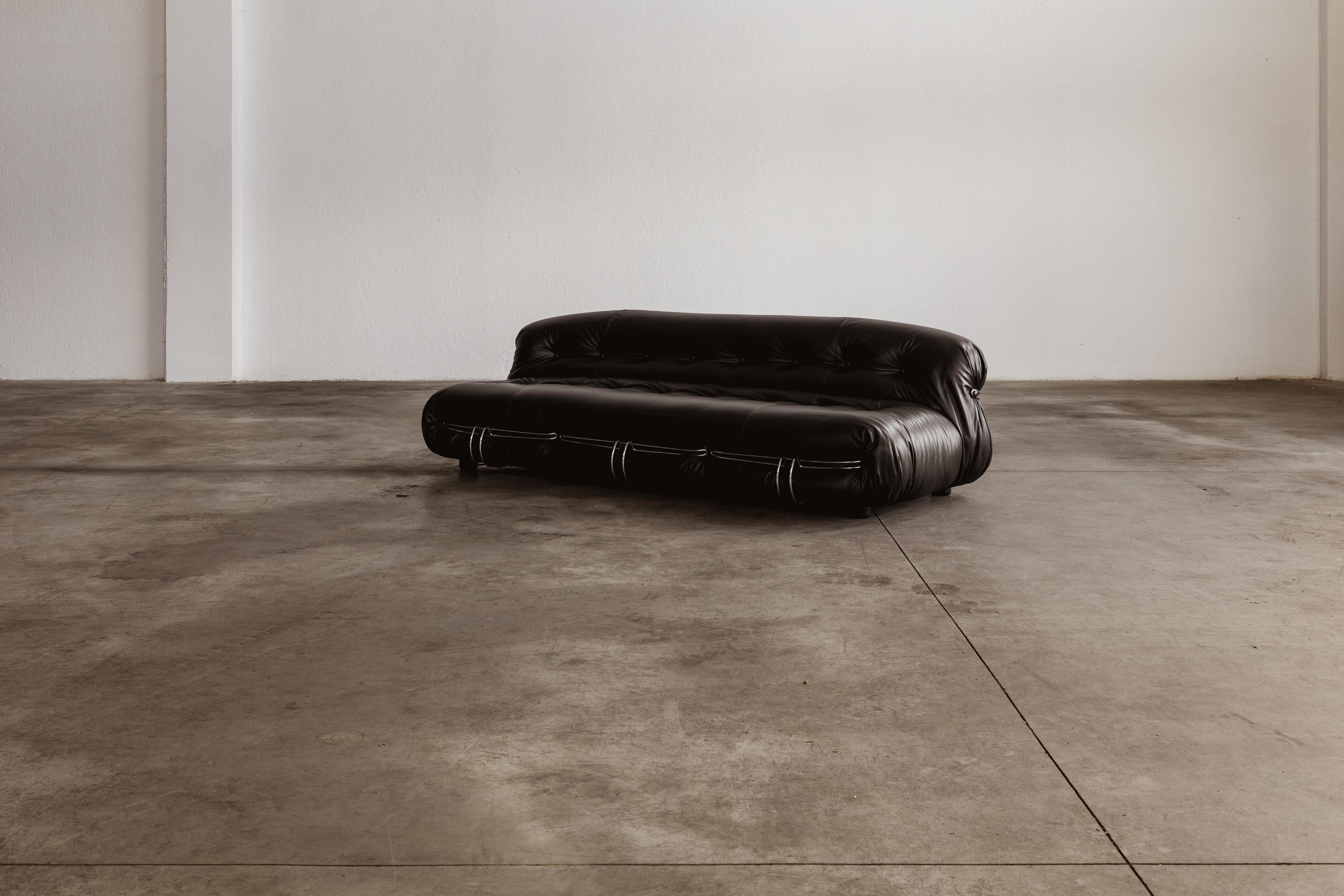 Afra & Tobia Scarpa “Soriana” Sofa for Cassina, Black Leather, 1969 For Sale 9