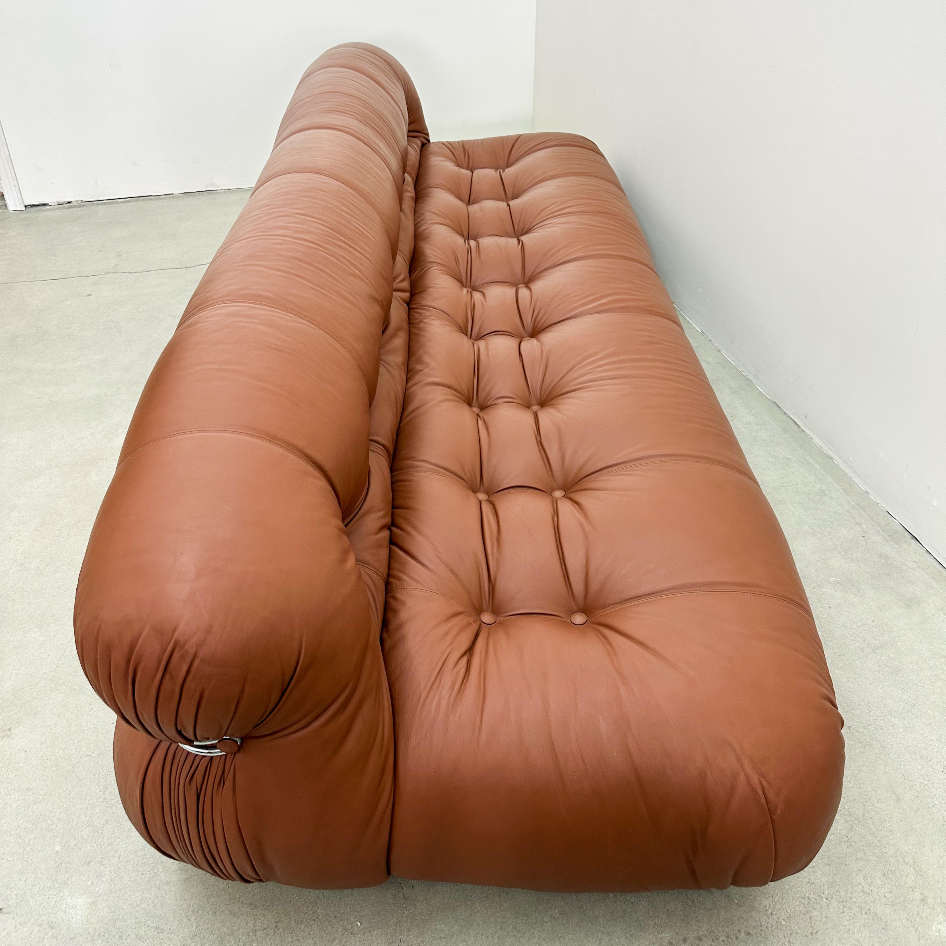 Divano Soriana di Afra & Tobia Scarpa per Cassina - Anni '70, Pelle Cognac in vendita 2