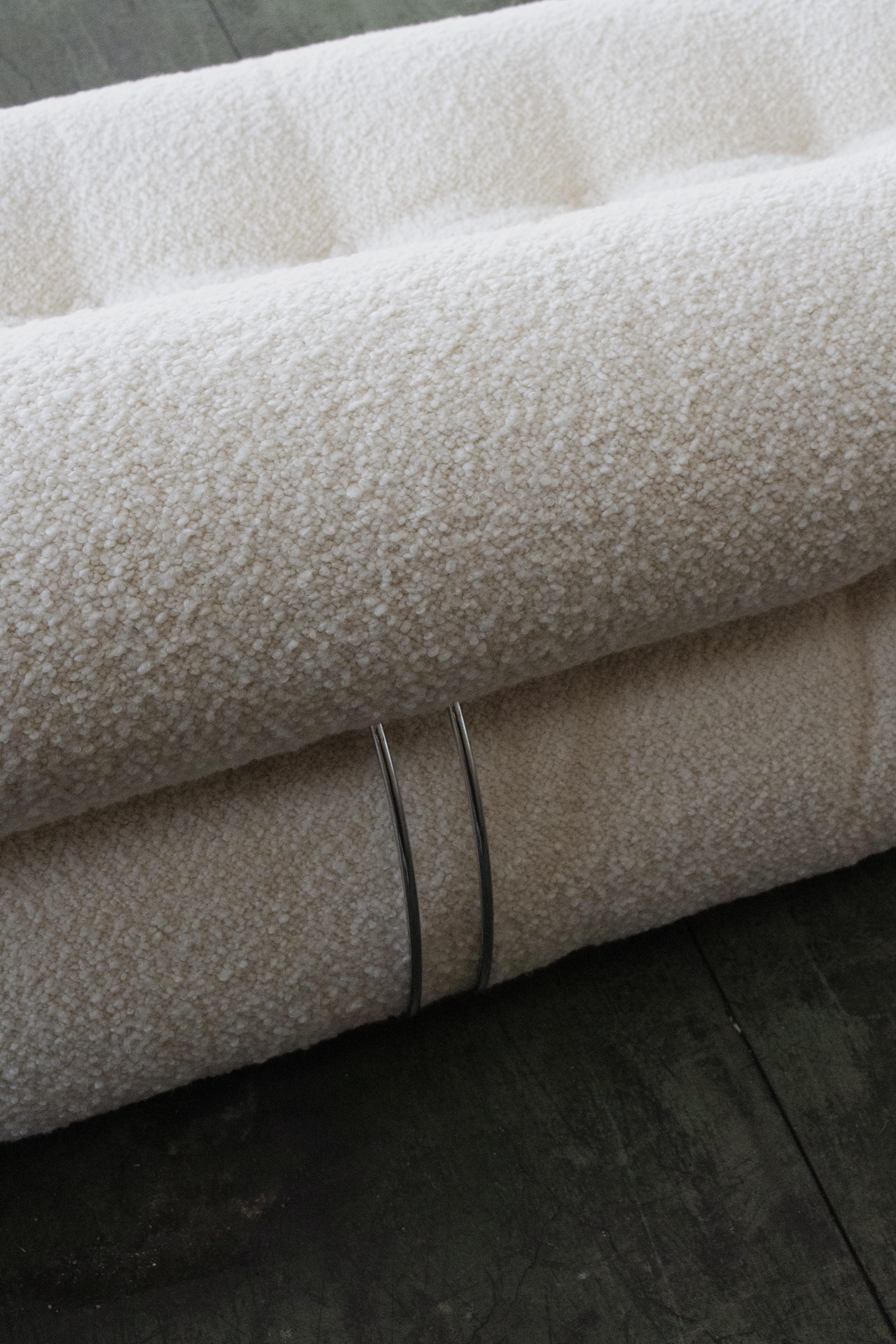 Afra & Tobia Scarpa “Soriana” Sofa for Cassina, Bouclé Wool, 1969 For Sale 2