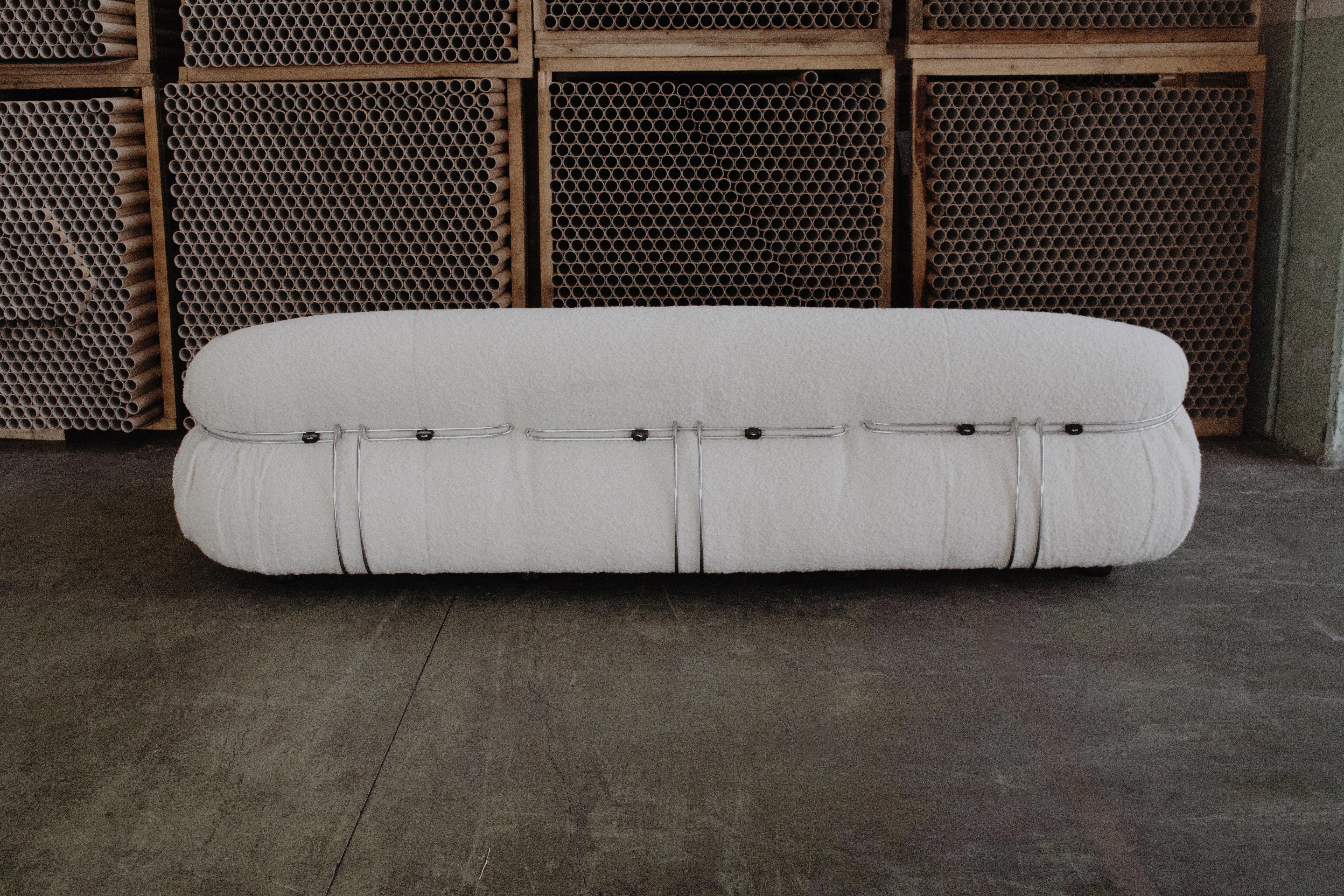 Afra & Tobia Scarpa “Soriana” Sofa for Cassina, Bouclé Wool, 1969 In Good Condition For Sale In Lonigo, Veneto