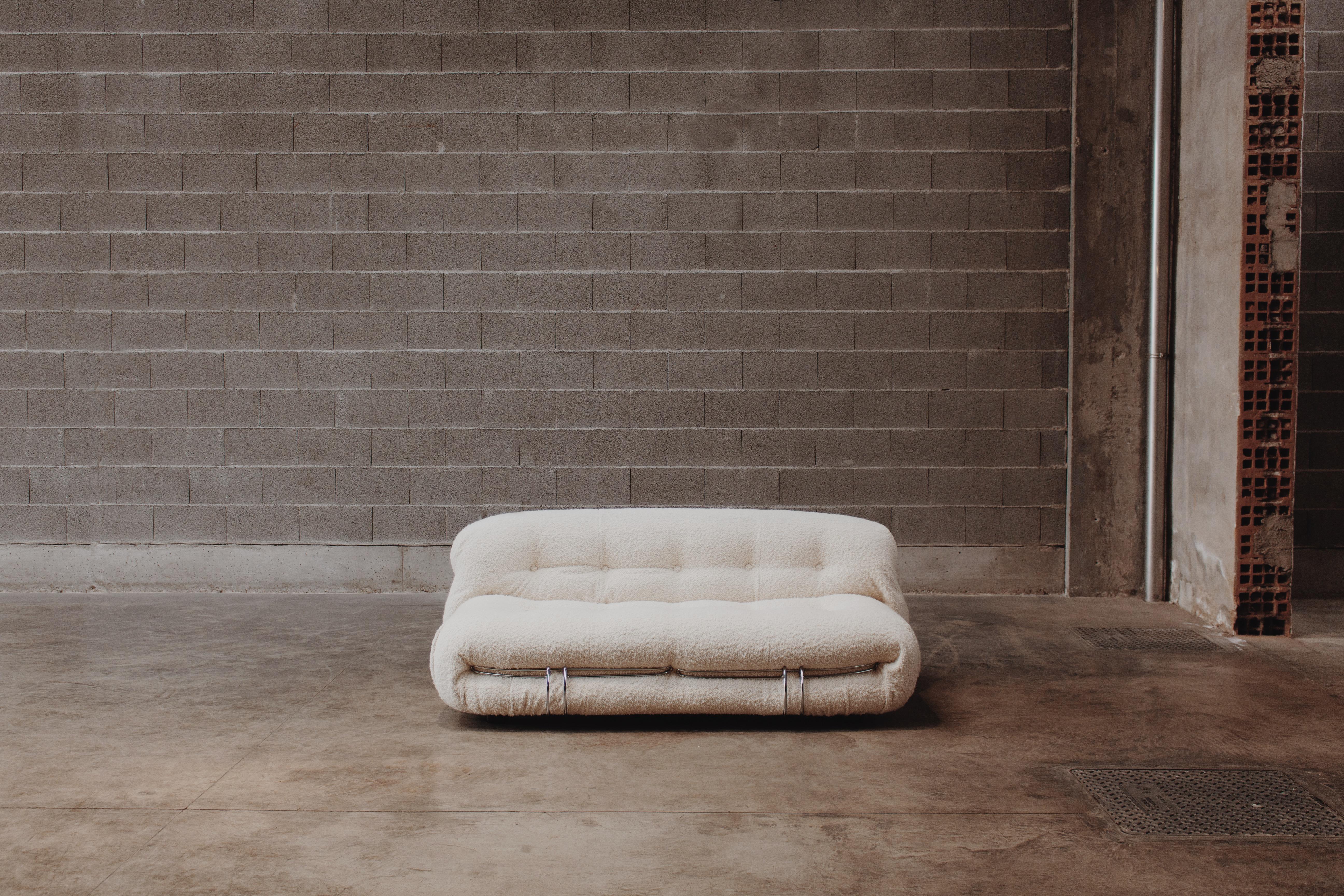 Mid-Century Modern Afra & Tobia Scarpa “Soriana” Sofa for Cassina, Wool Bouclé, 1969 For Sale