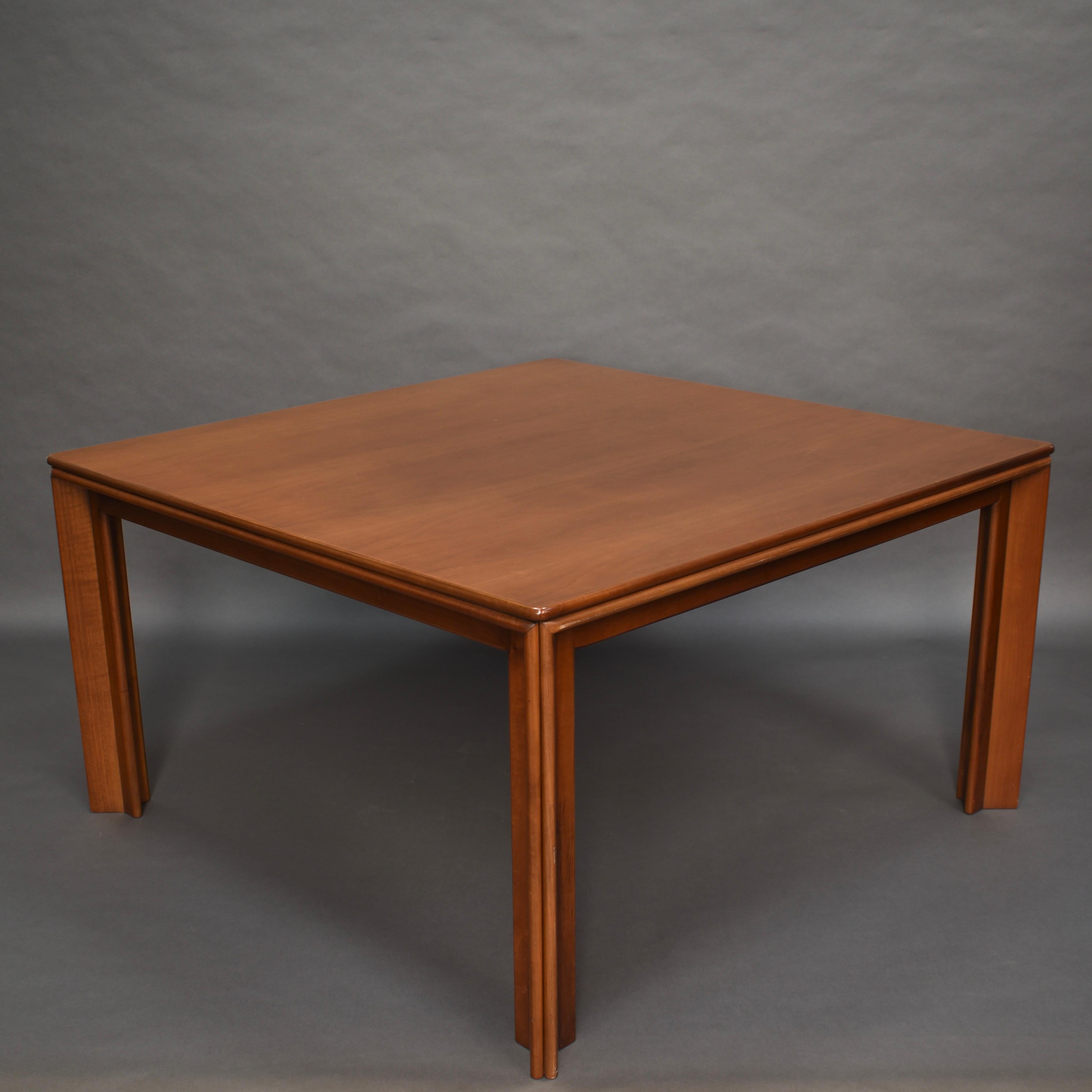 Late 20th Century Afra & Tobia Scarpa Square Dining Table in Walnut for Molteni, Italy, circa 1970